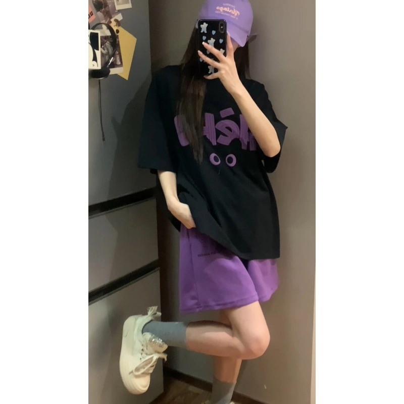AWAO logoT