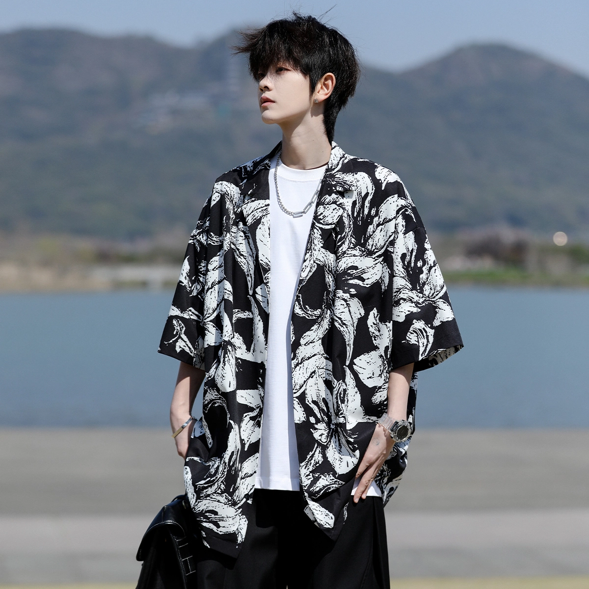 AWAO