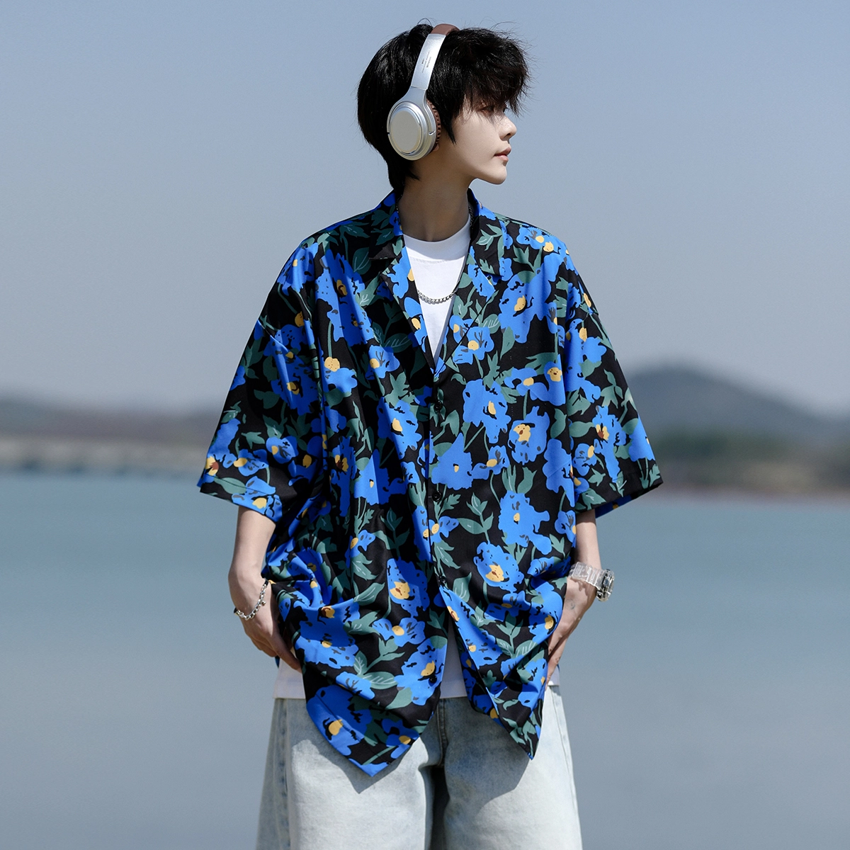 AWAO