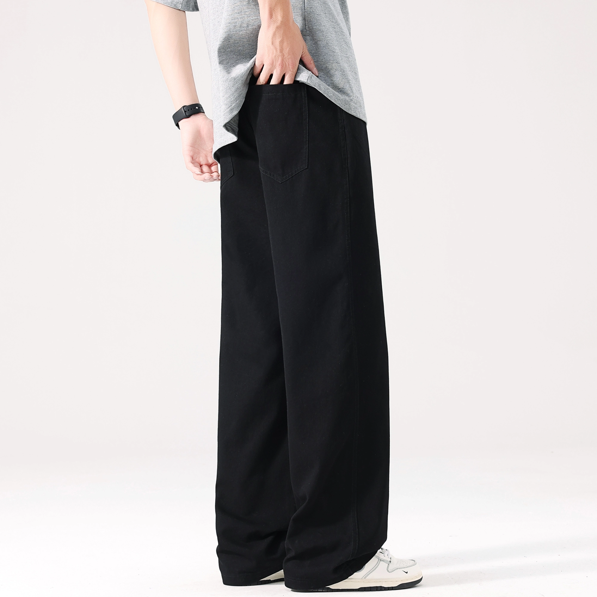 AWAO