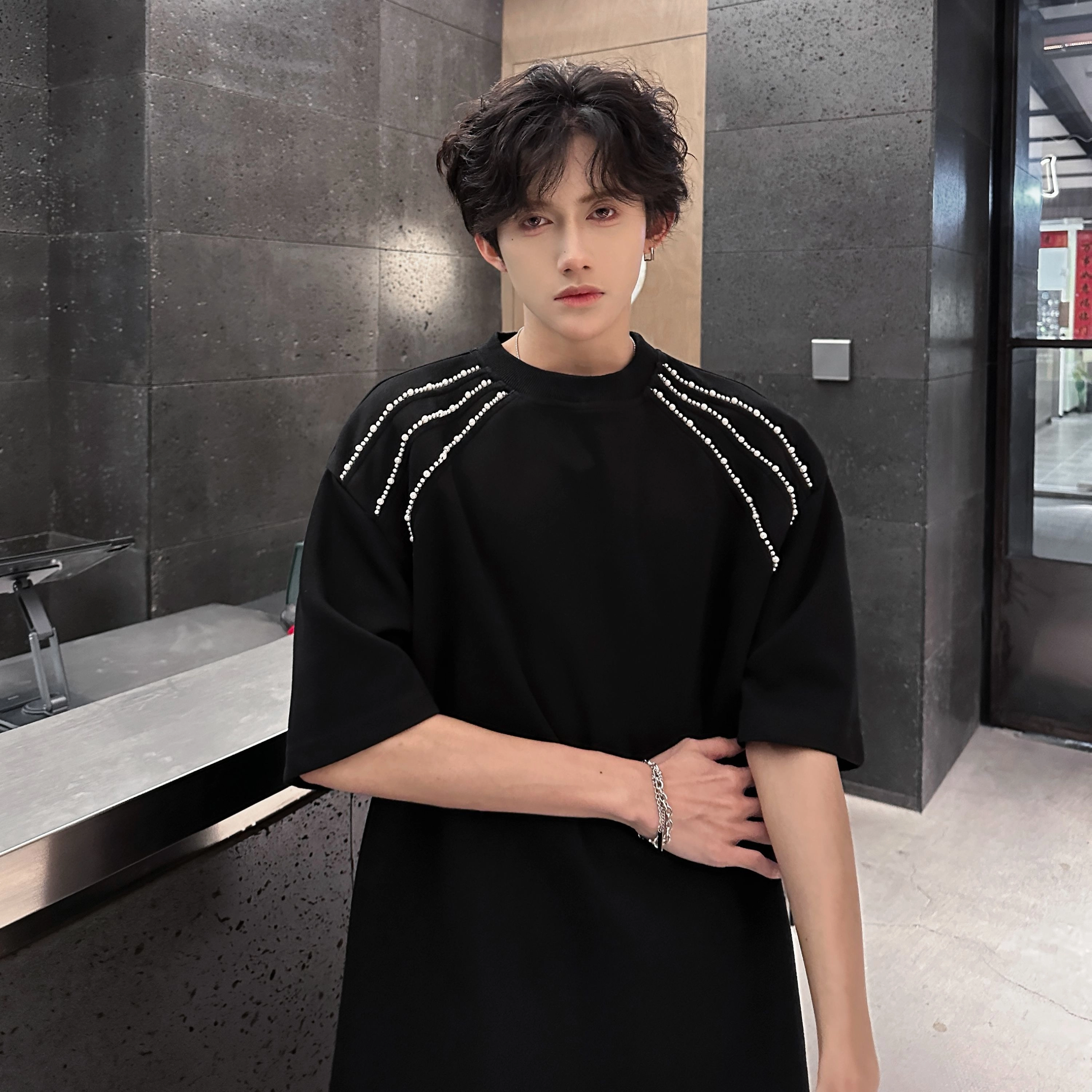 AWAO T