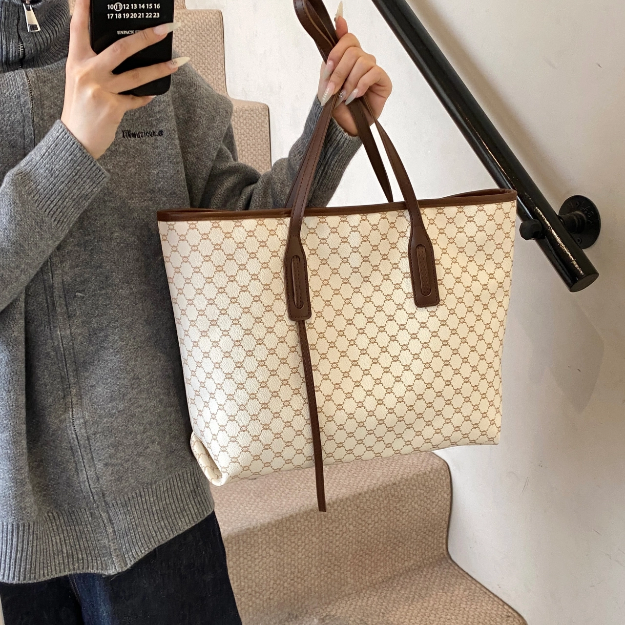 FCTOSSR PU Tote