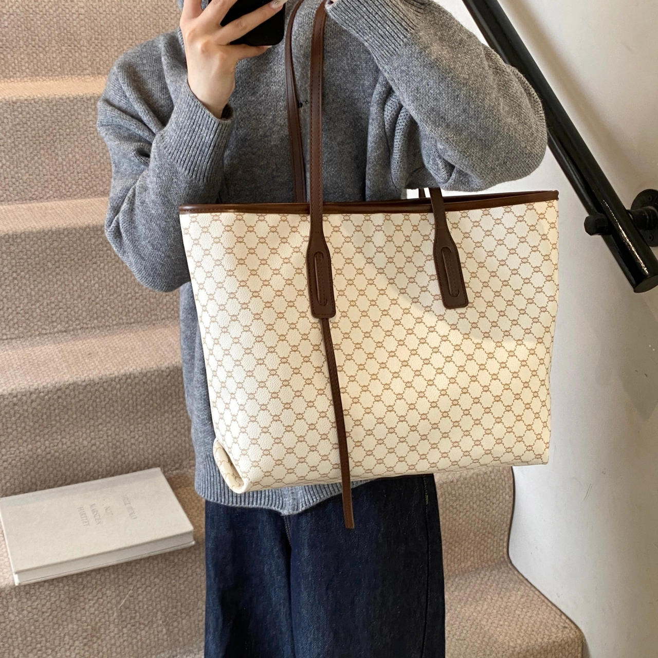 FCTOSSR PU Tote