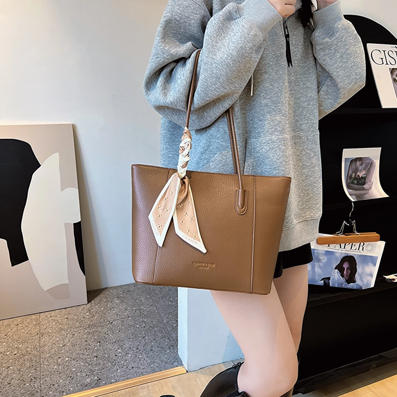 FCTOSSR PU Tote