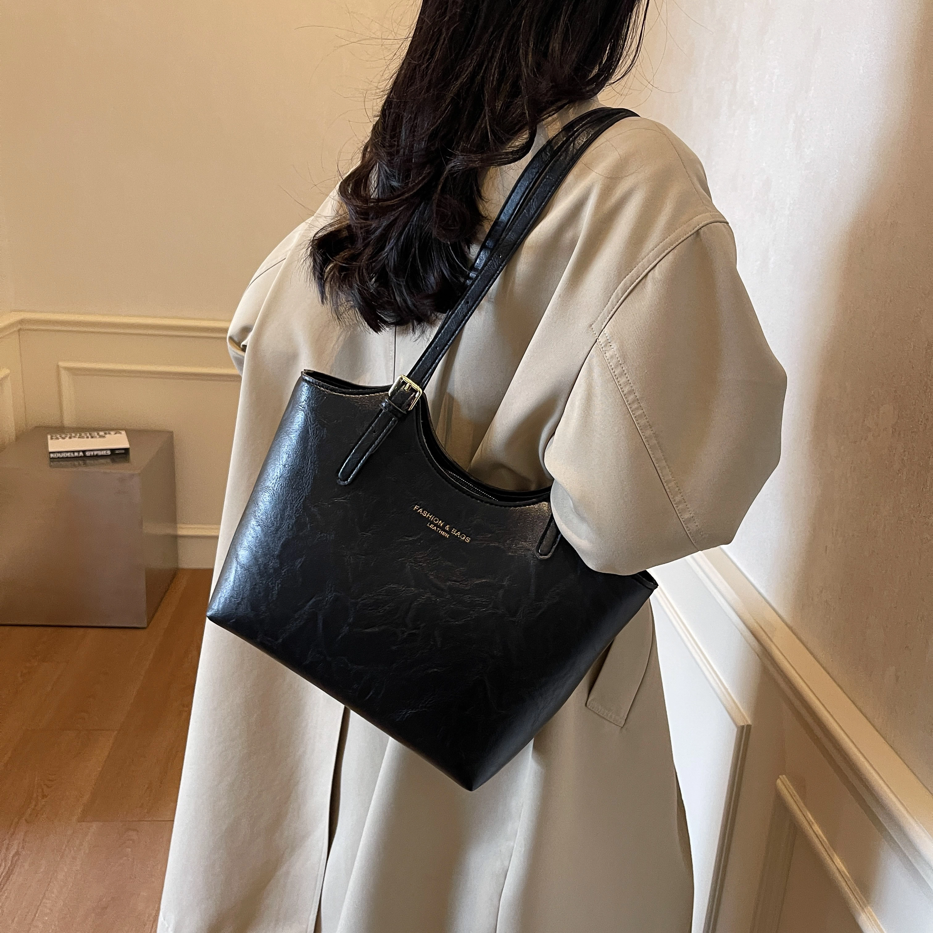 FCTOSSR PU Tote