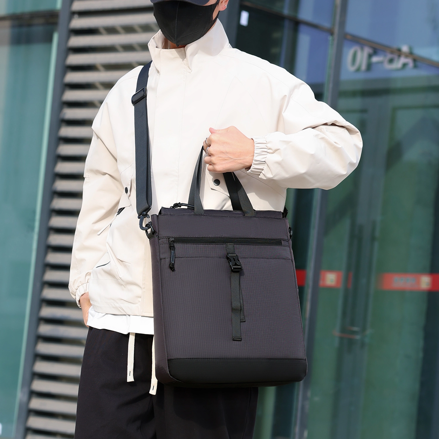 TAKI TOTE