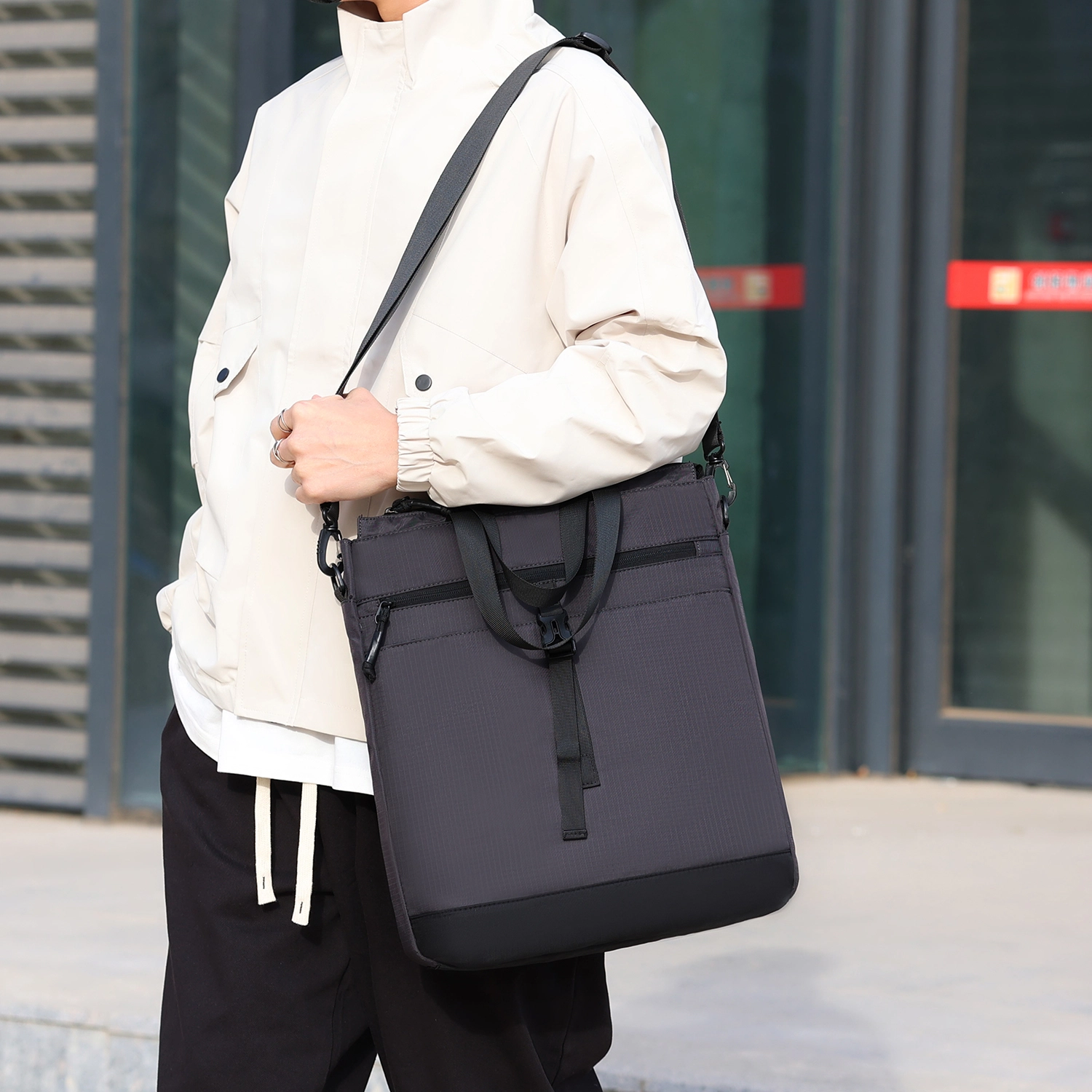 TAKI TOTE