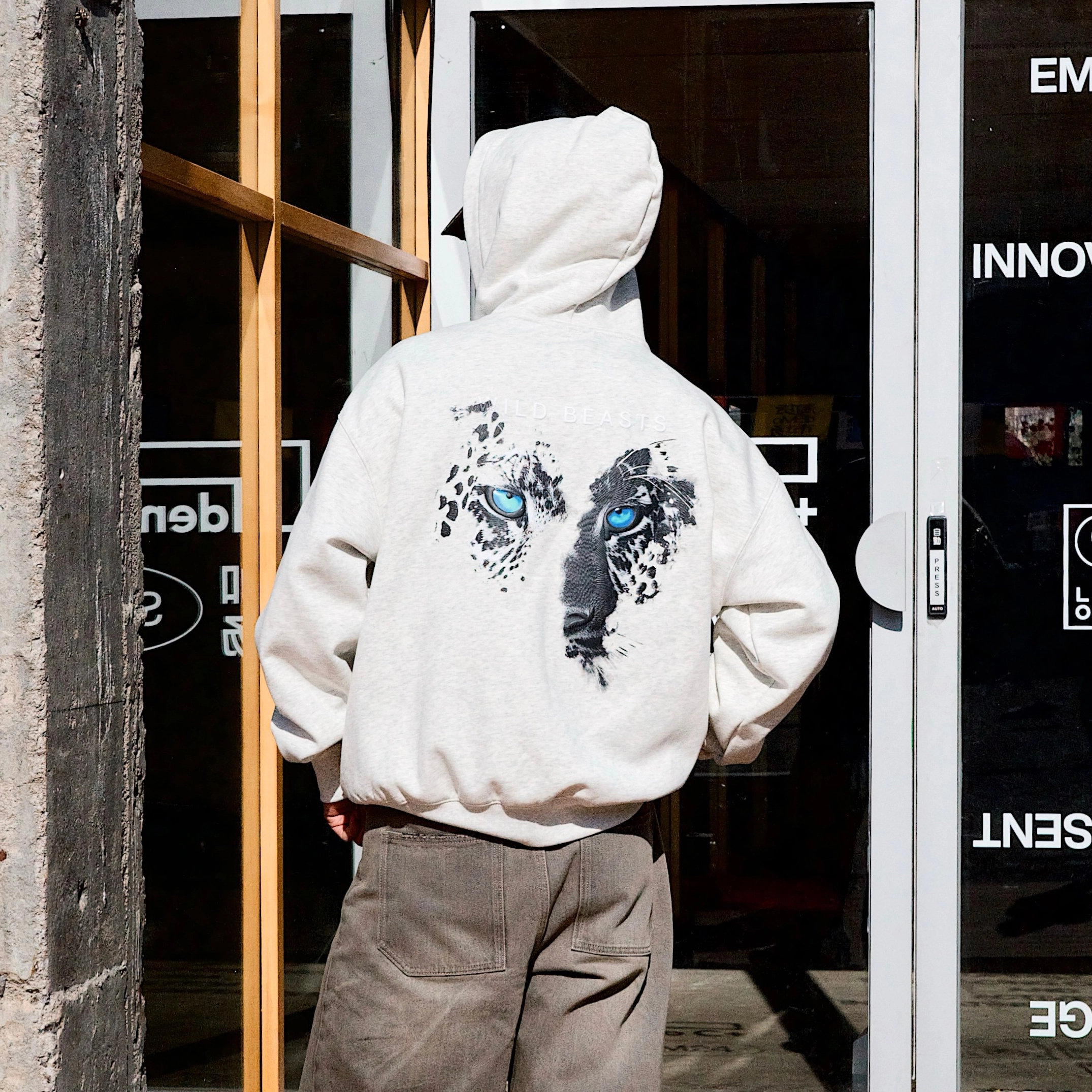 OSIRIS Oversize Leopaed print