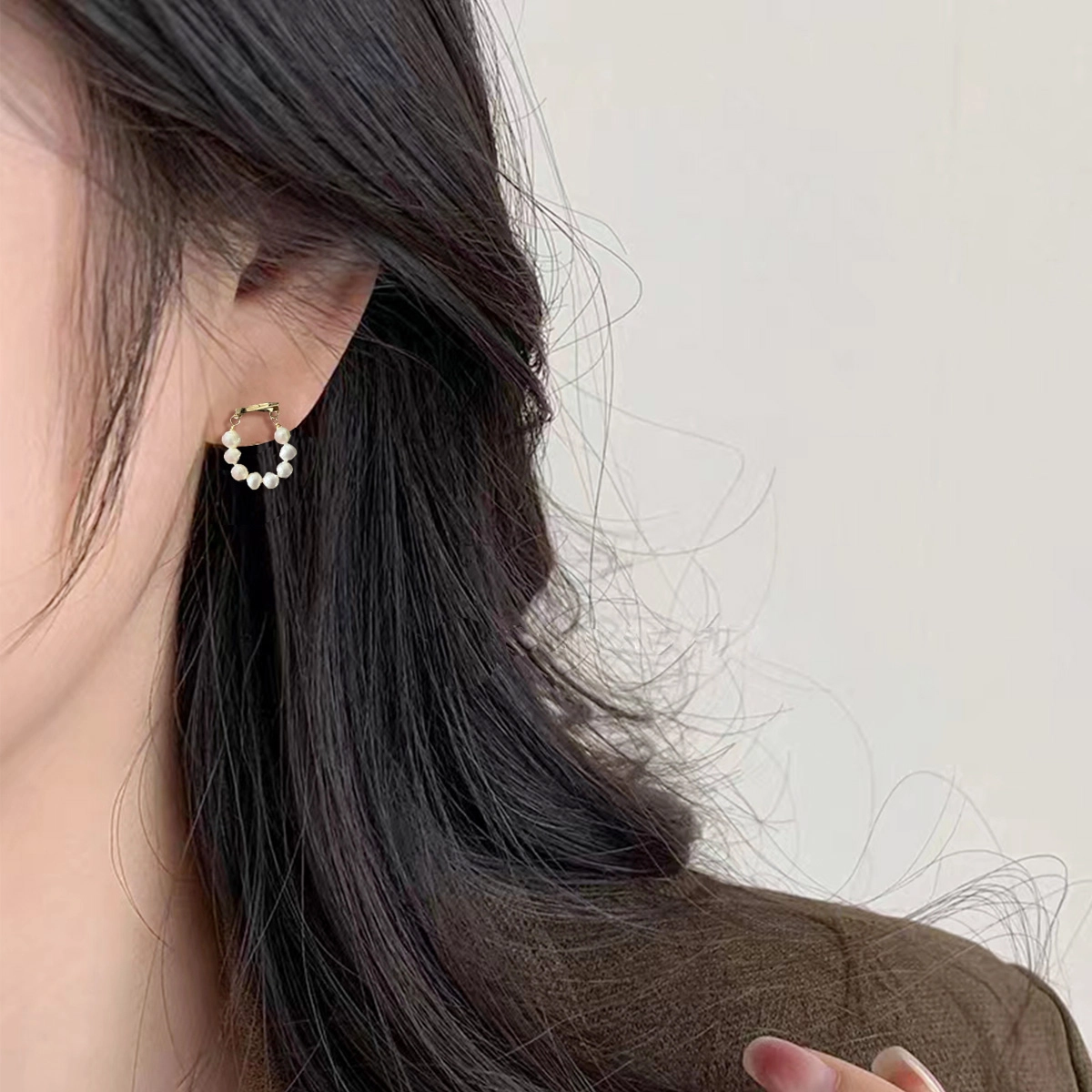 品彩 多珠百搭个性时尚小众 轻奢高级感 淡水珍珠 耳环 女款