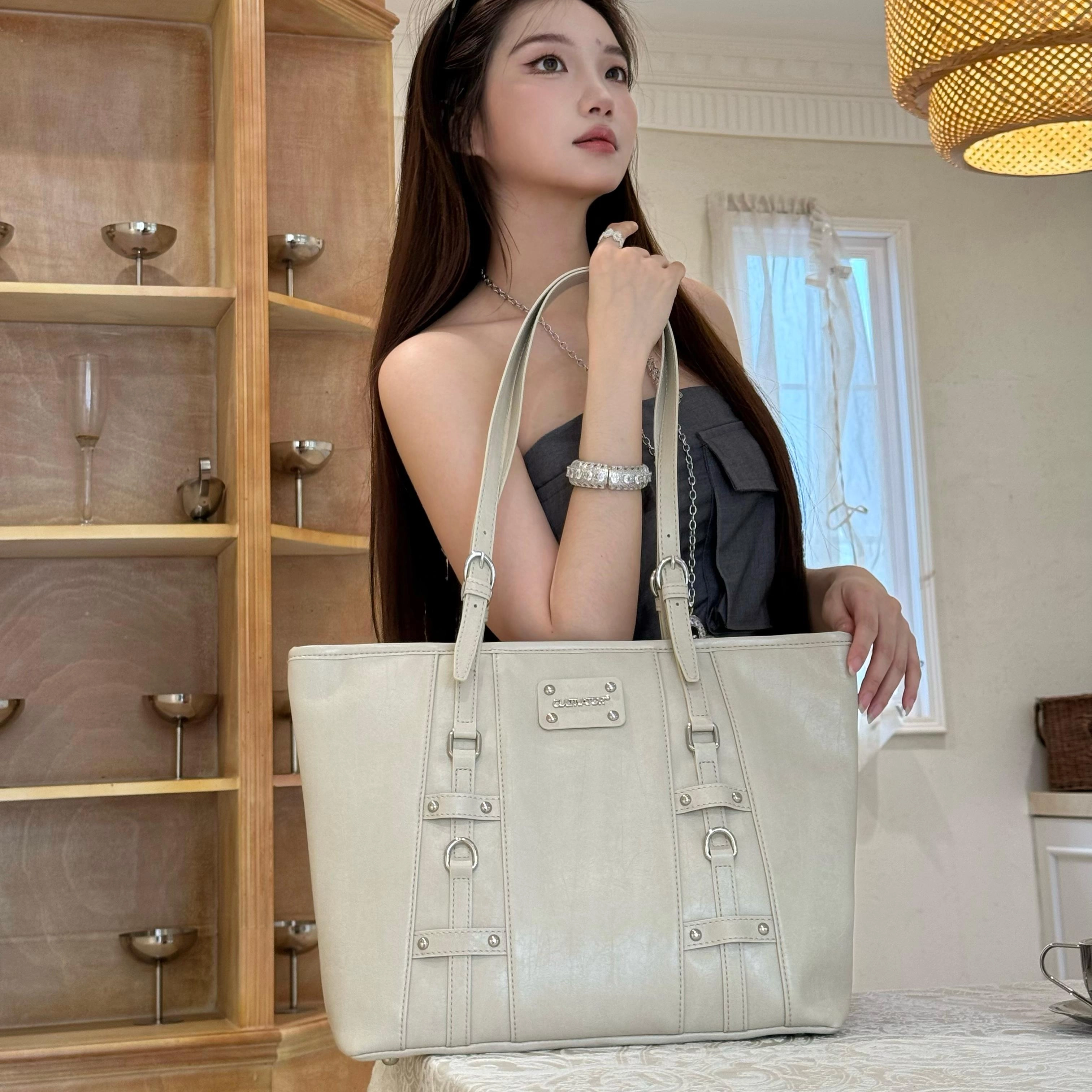 CULTIVATOR PU Tote