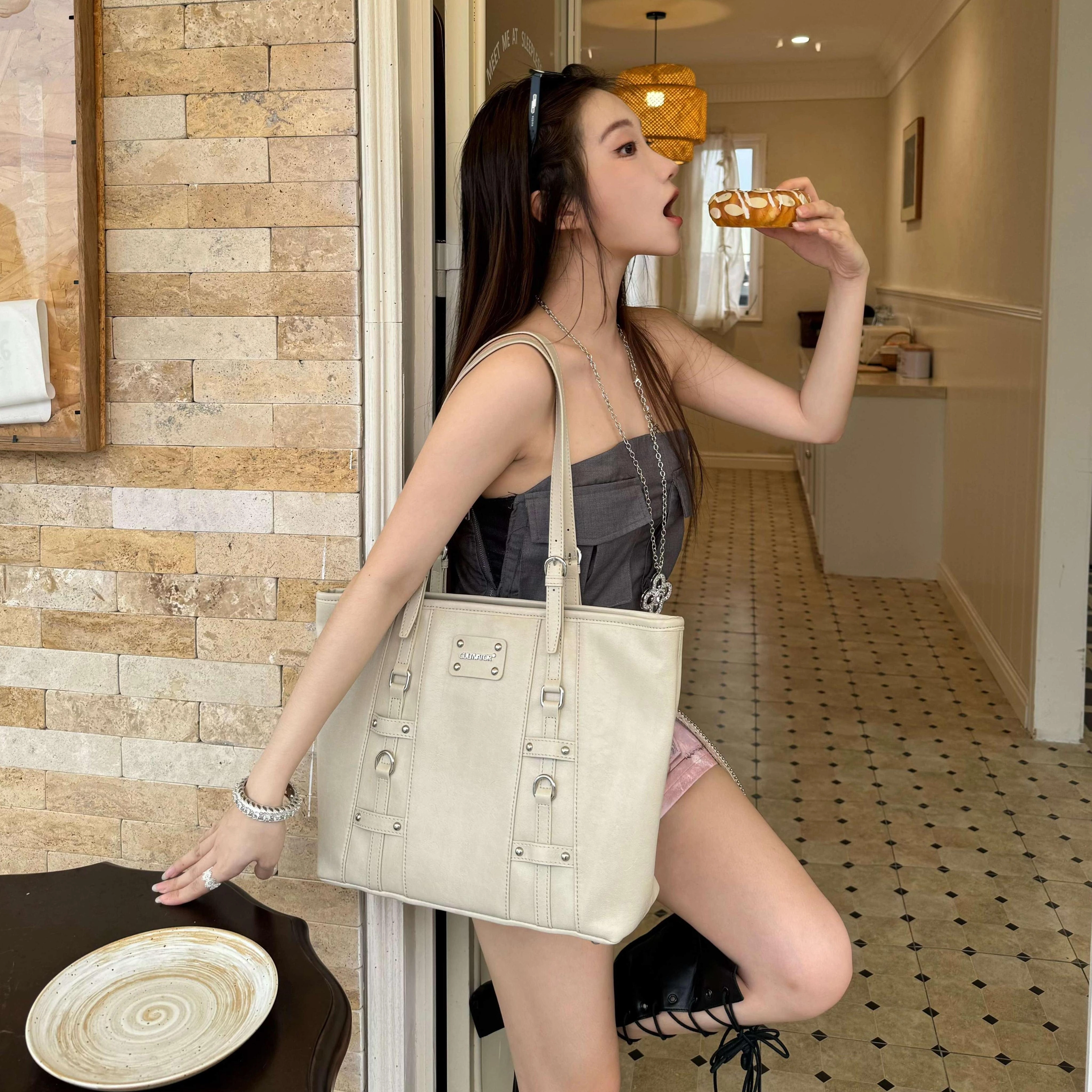 CULTIVATOR PU Tote