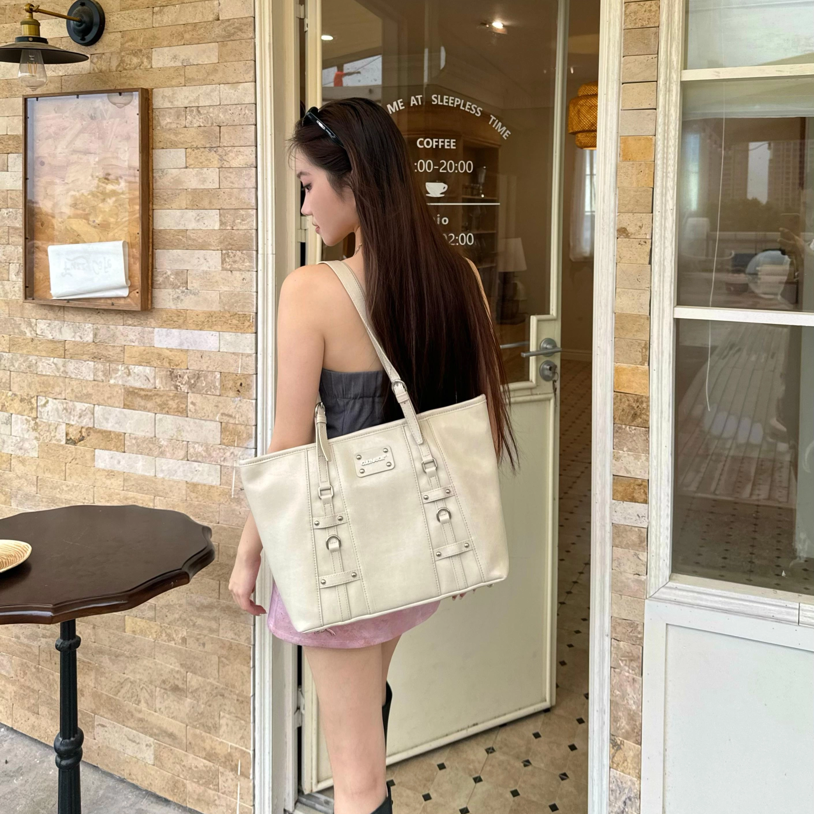 CULTIVATOR PU Tote