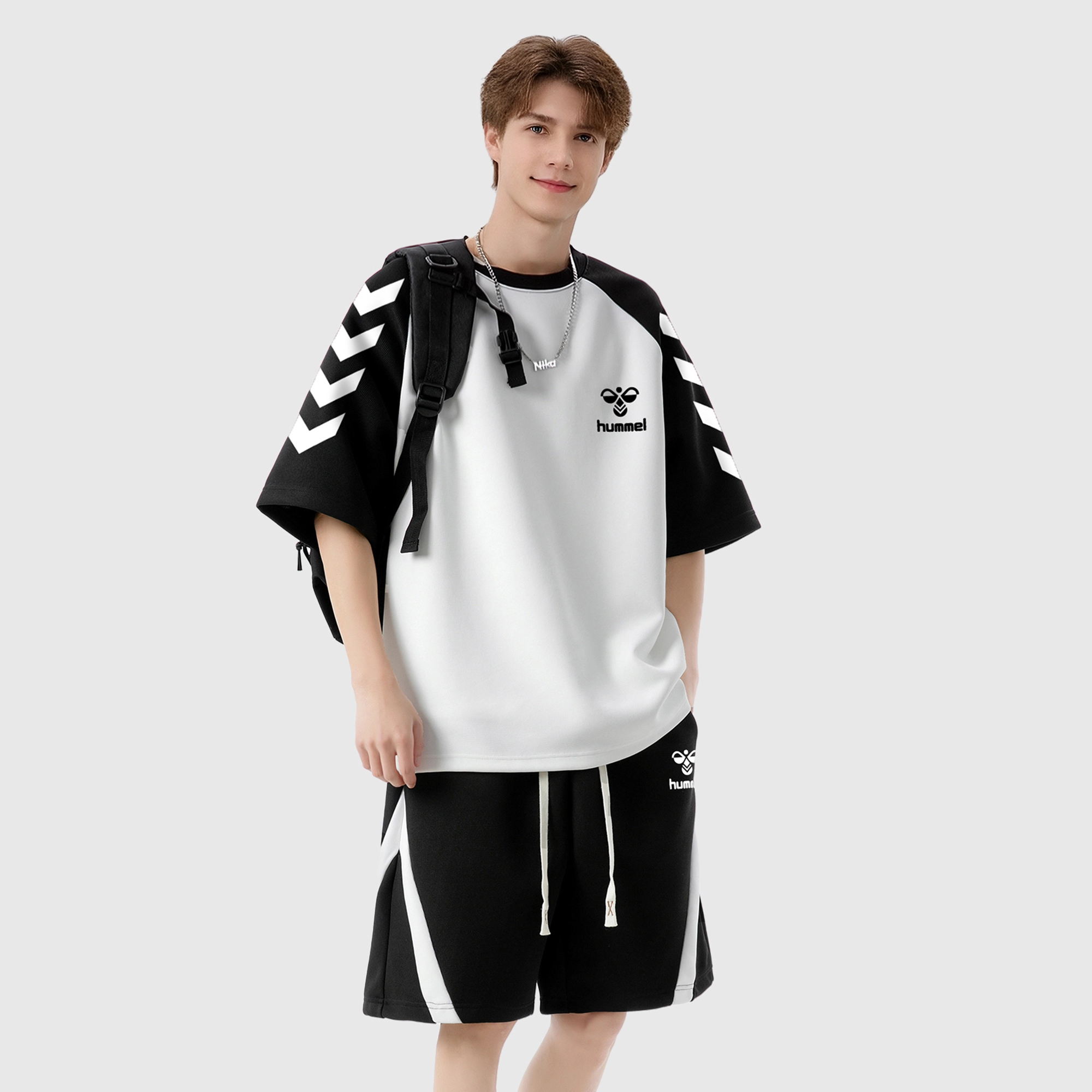 hummel LogoT2