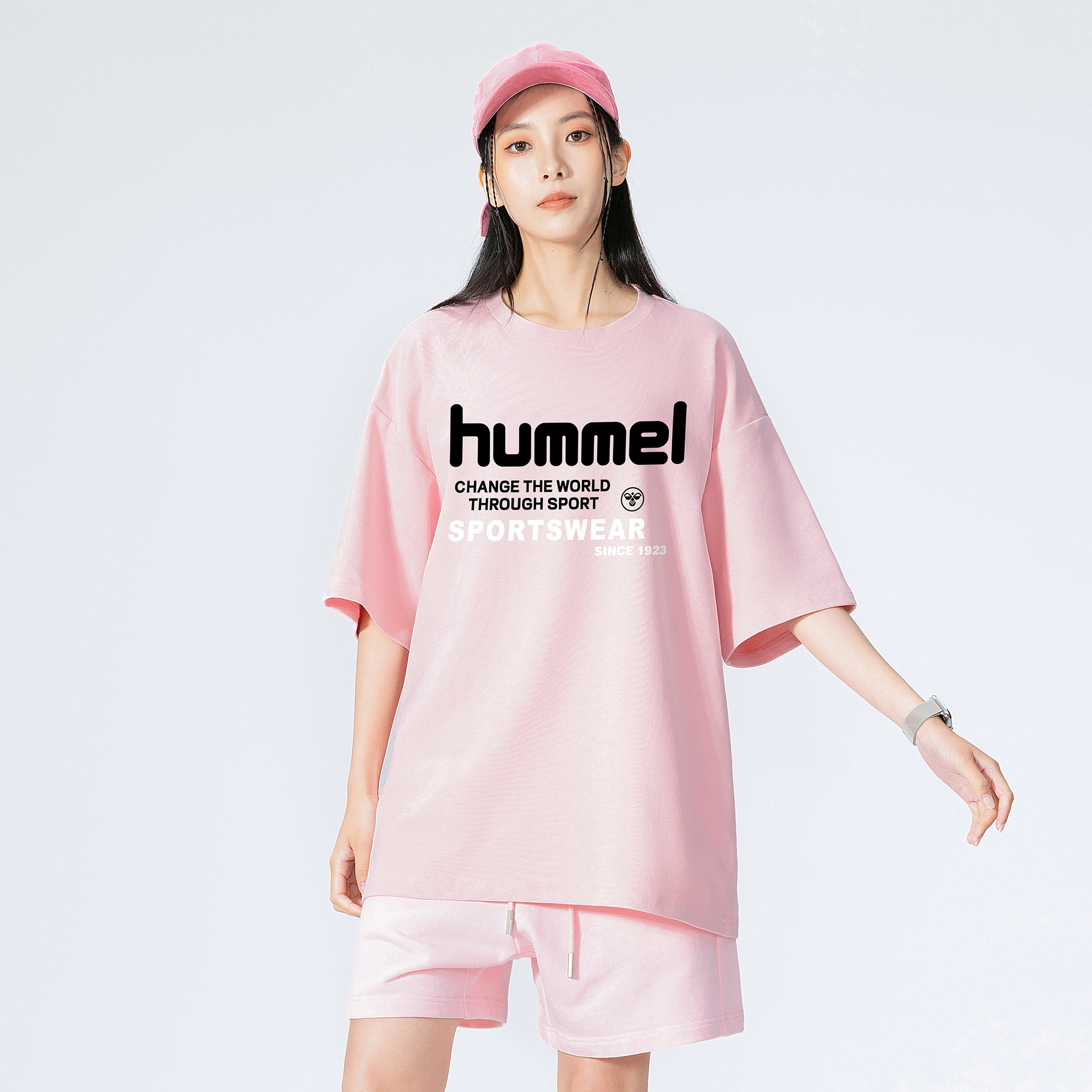 hummel logoT