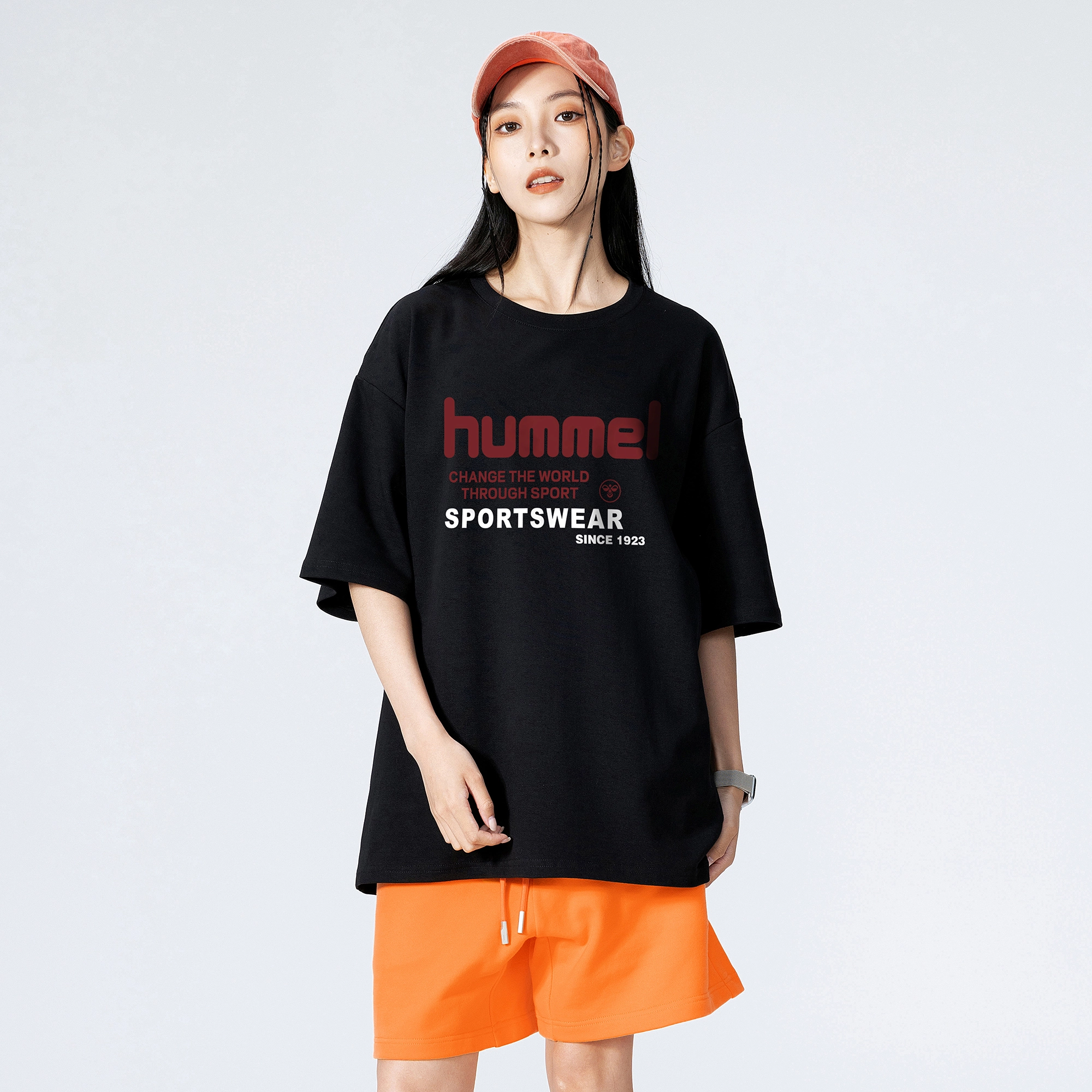 hummel logoT