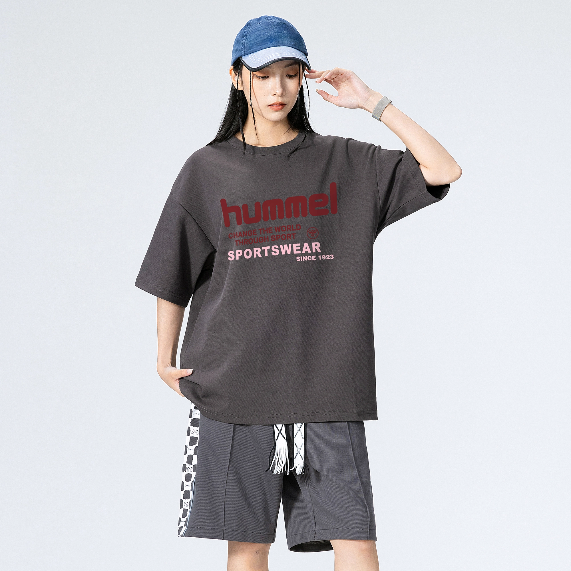hummel logoT