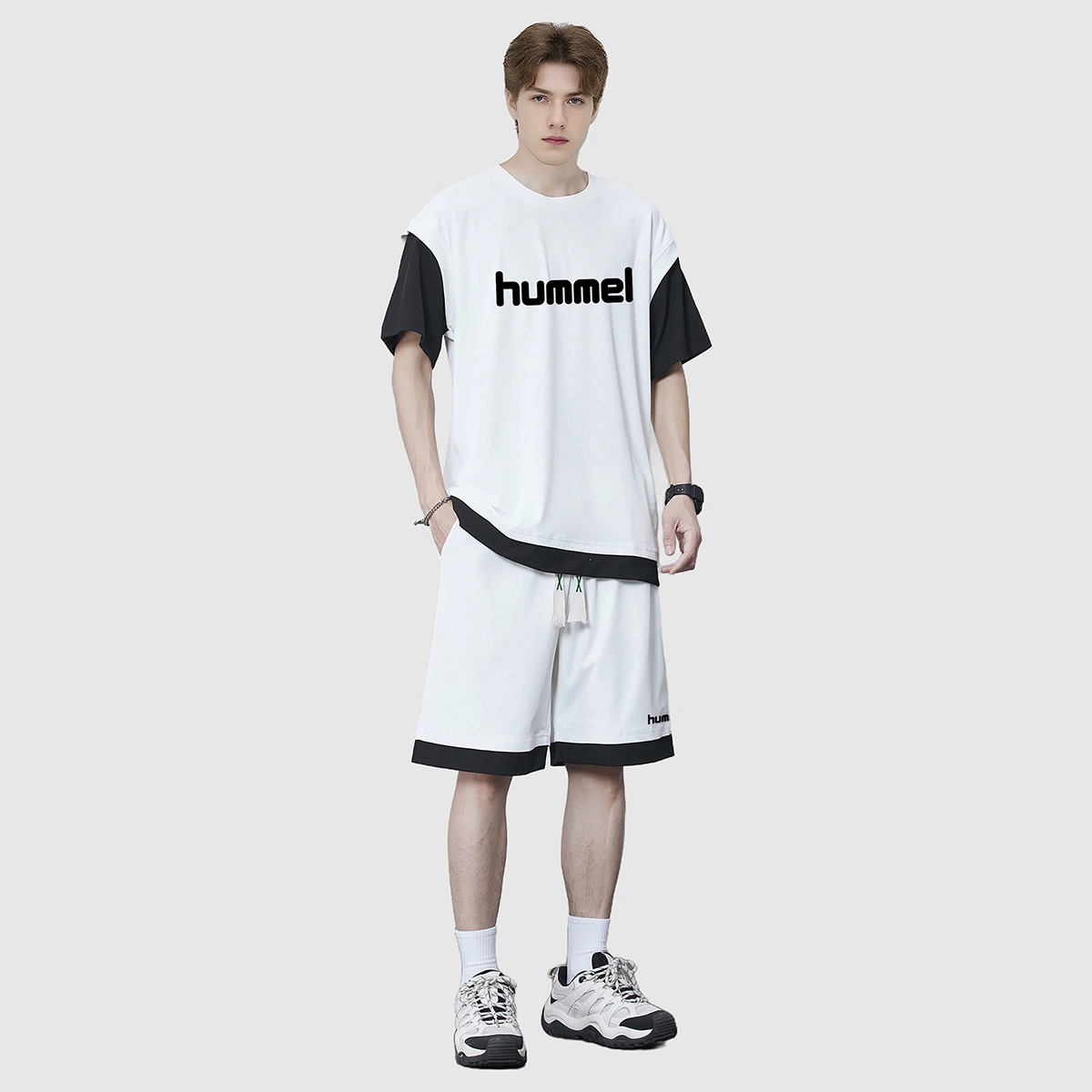 hummel LOGO 2