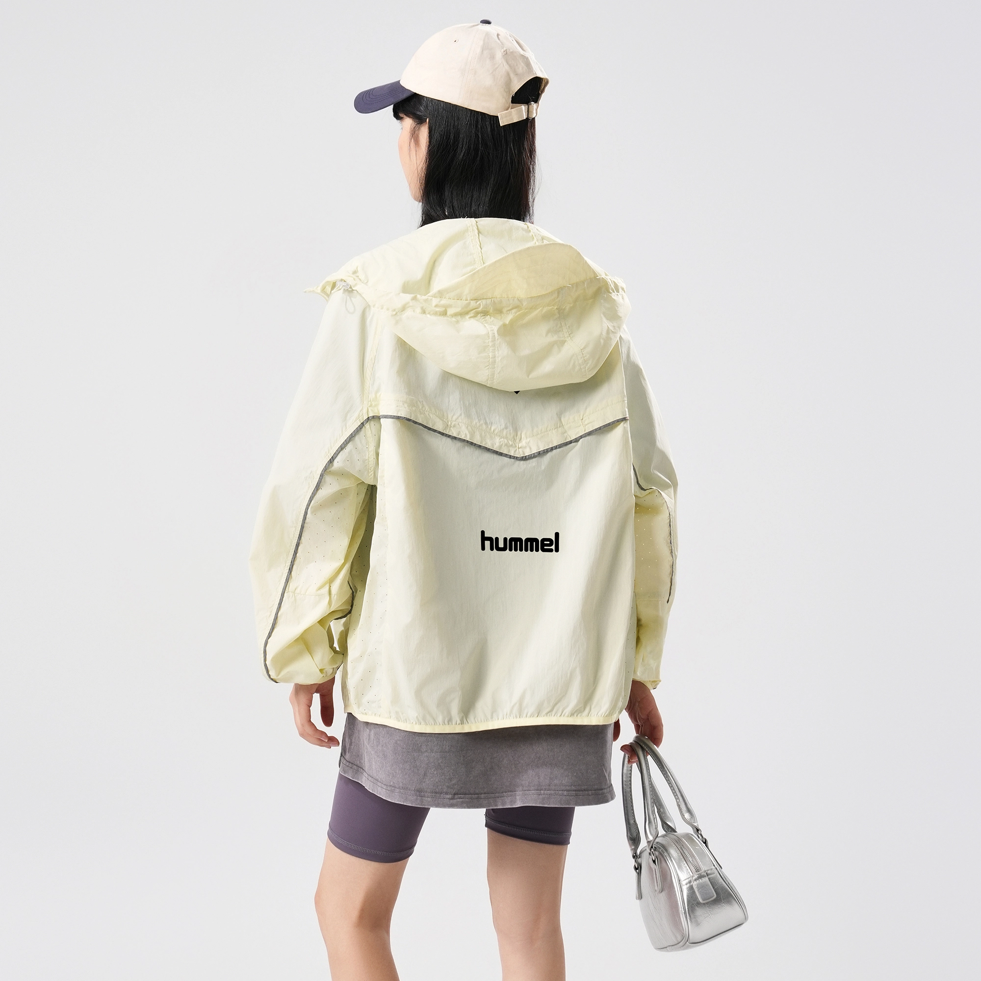 hummel LOGO