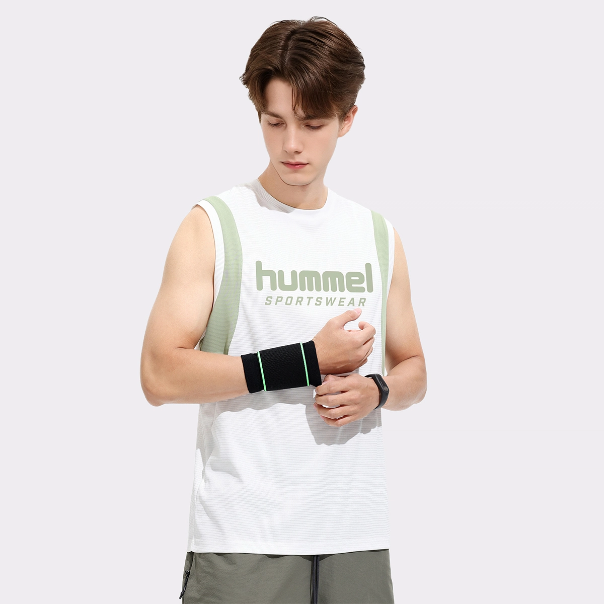 hummel LOGO