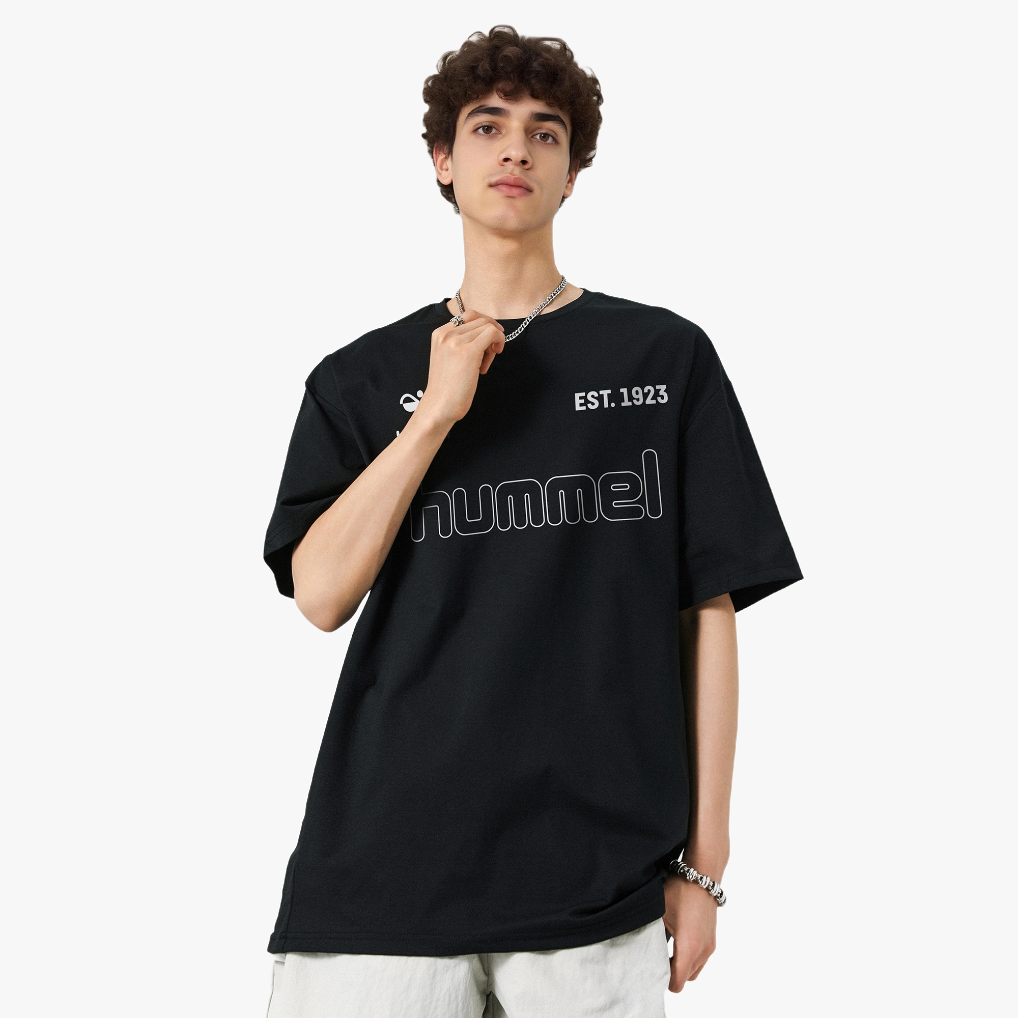 hummel LOGOT