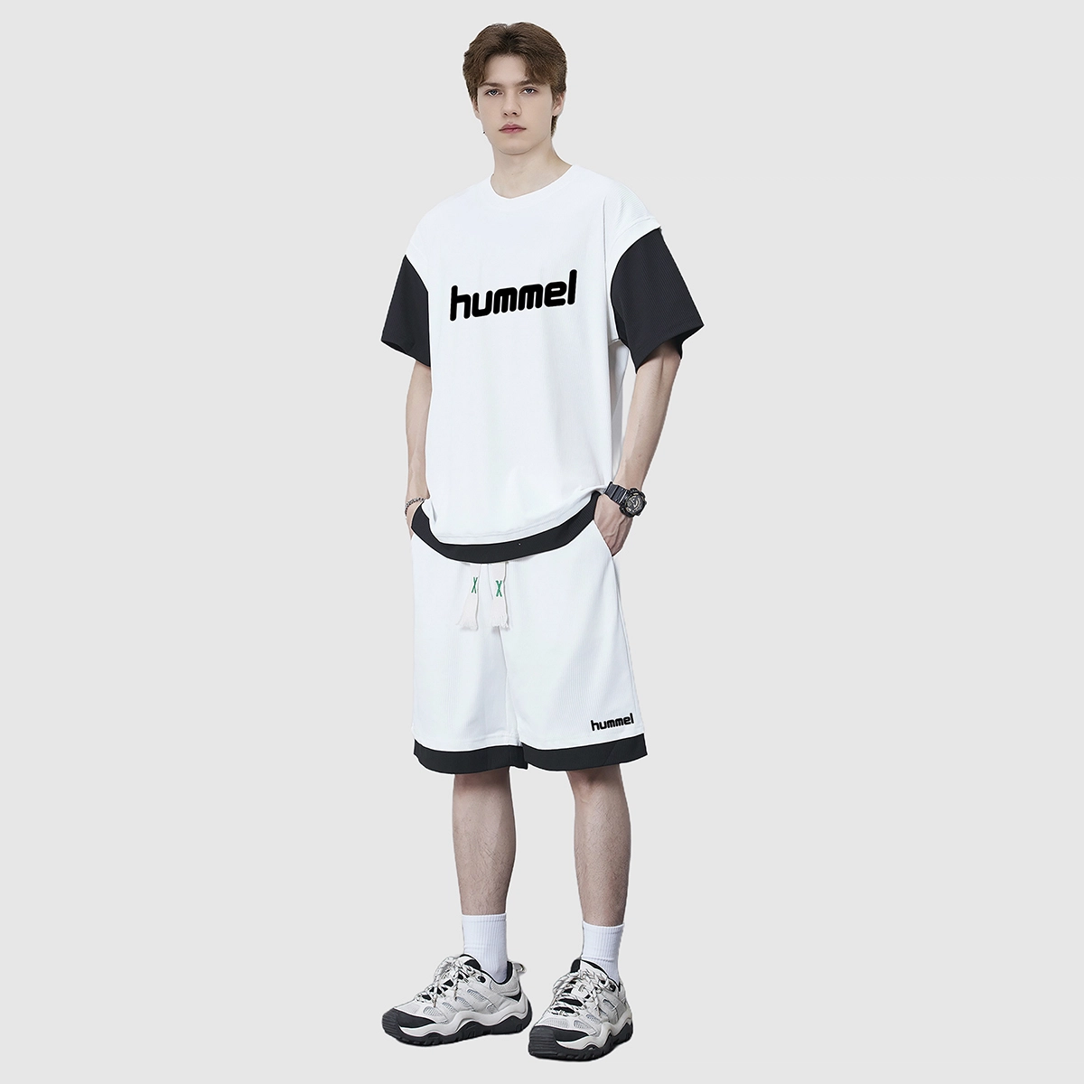 hummel LOGO 2