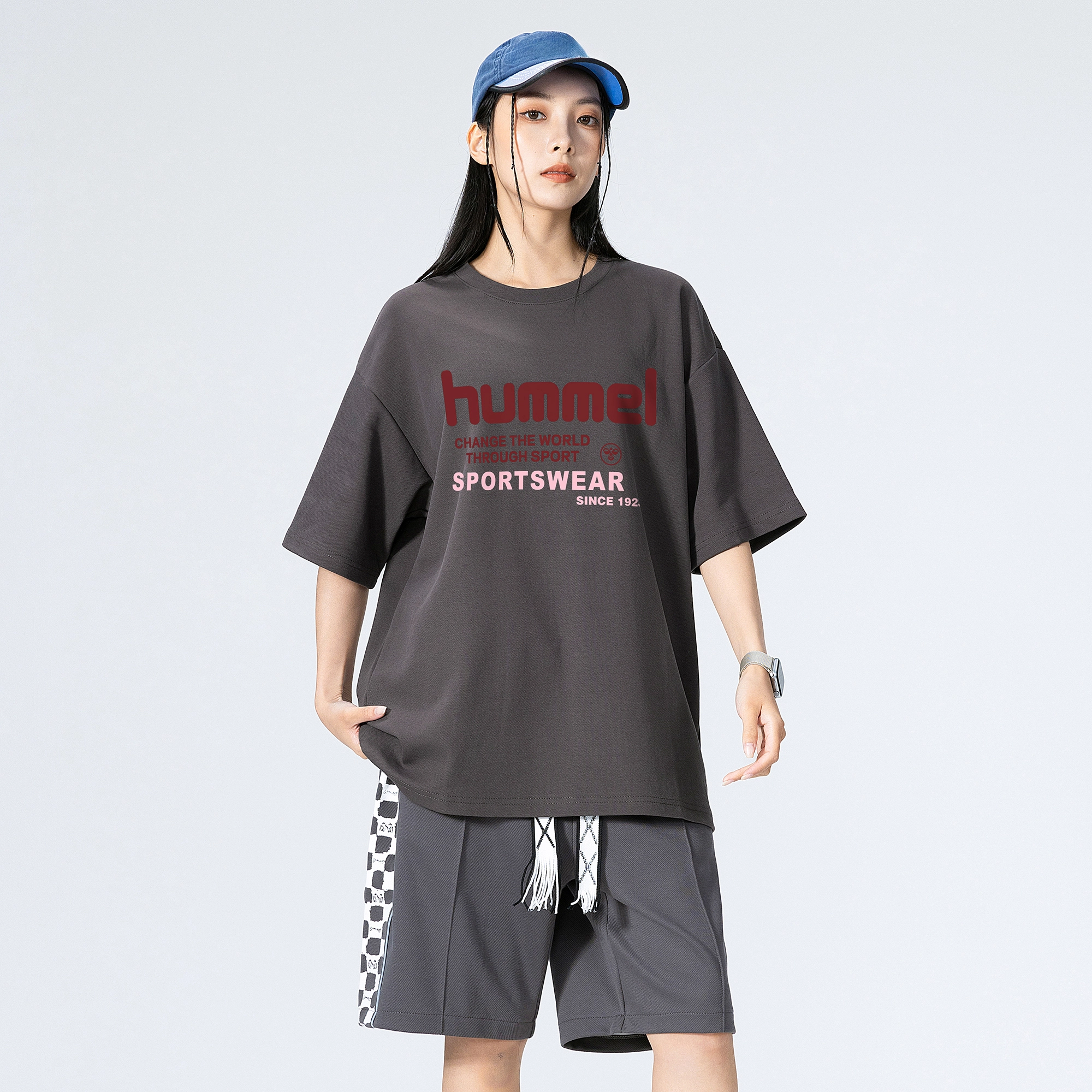 hummel logoT