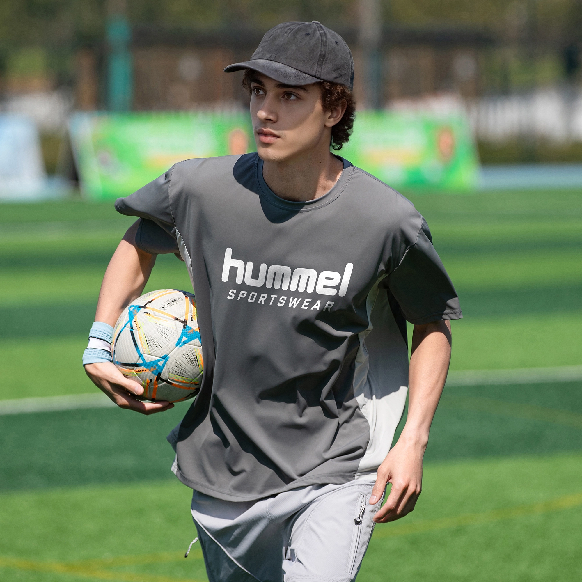 hummel LOGOT