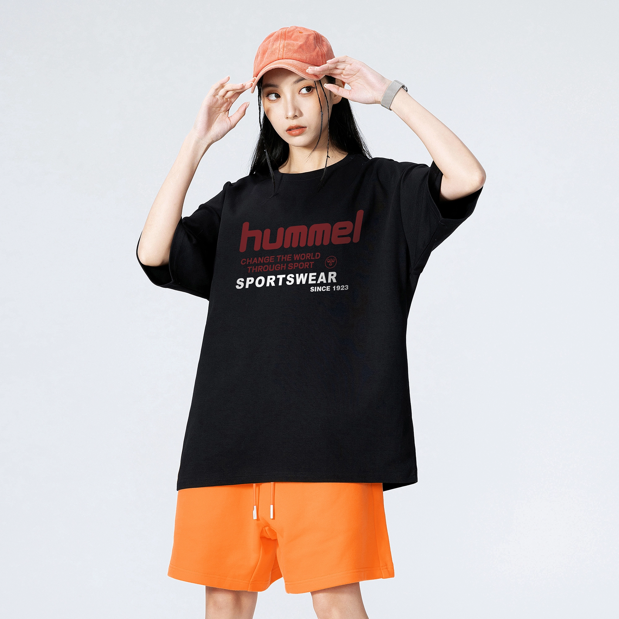 hummel logoT