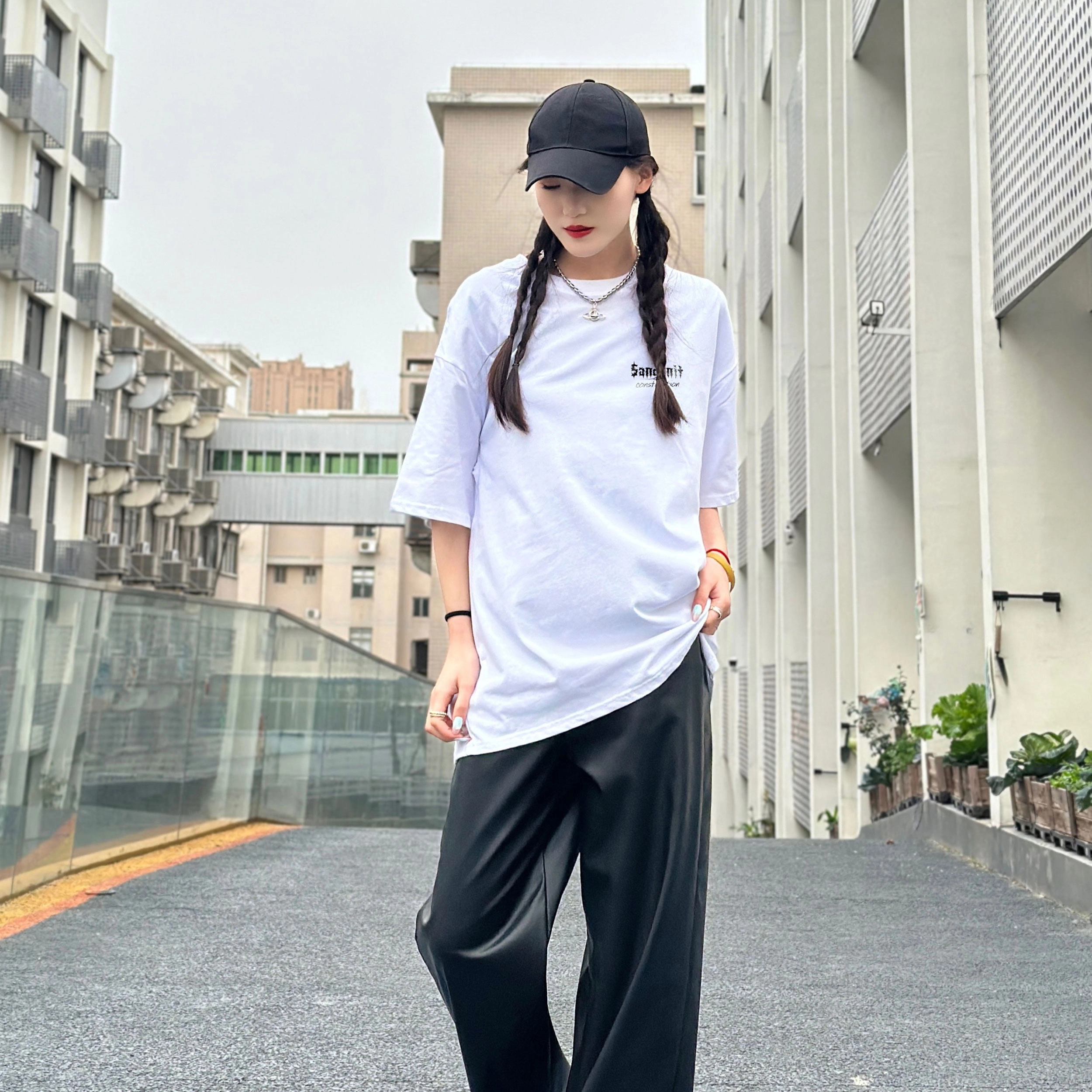 SandKnit Logo T