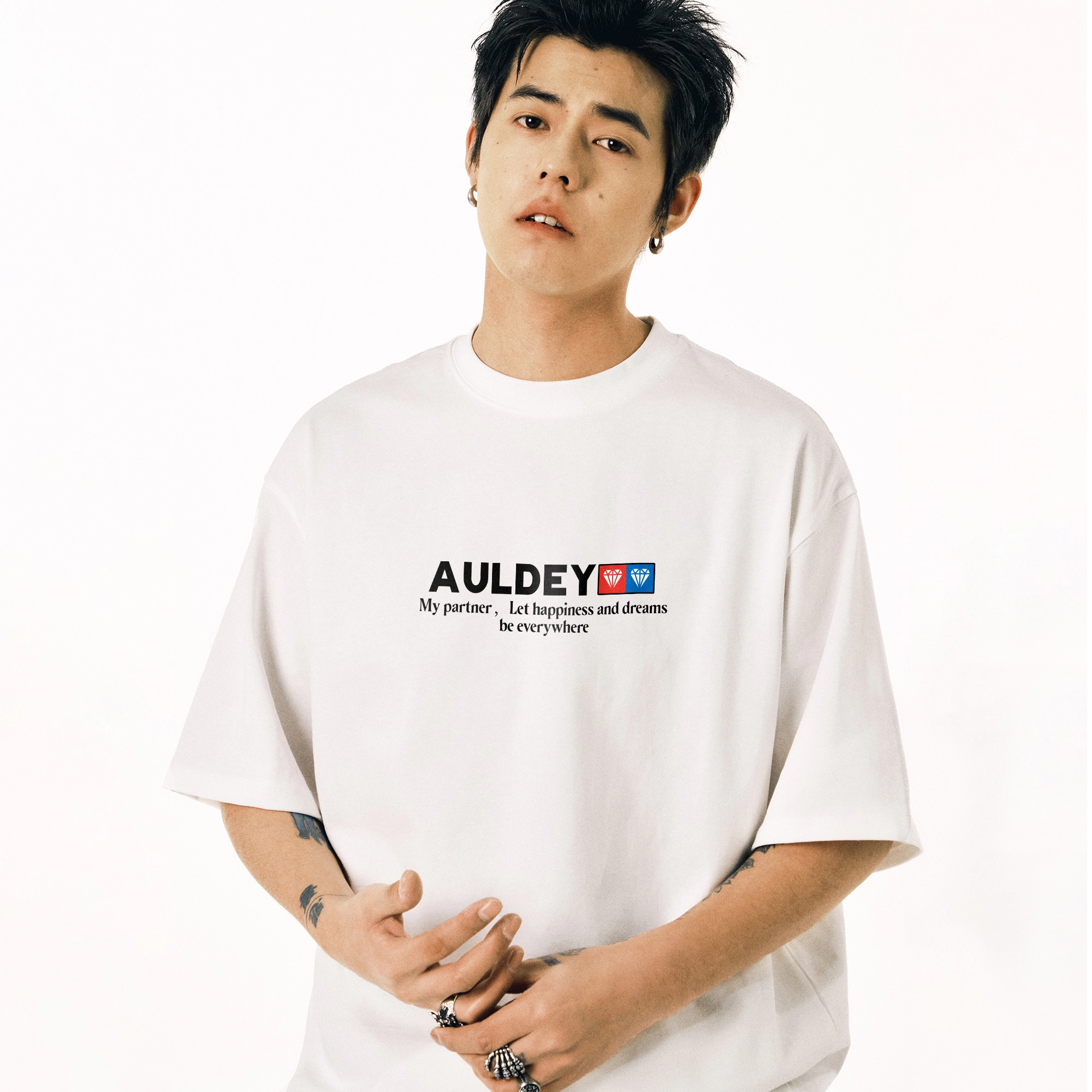 AULDEY LogoT