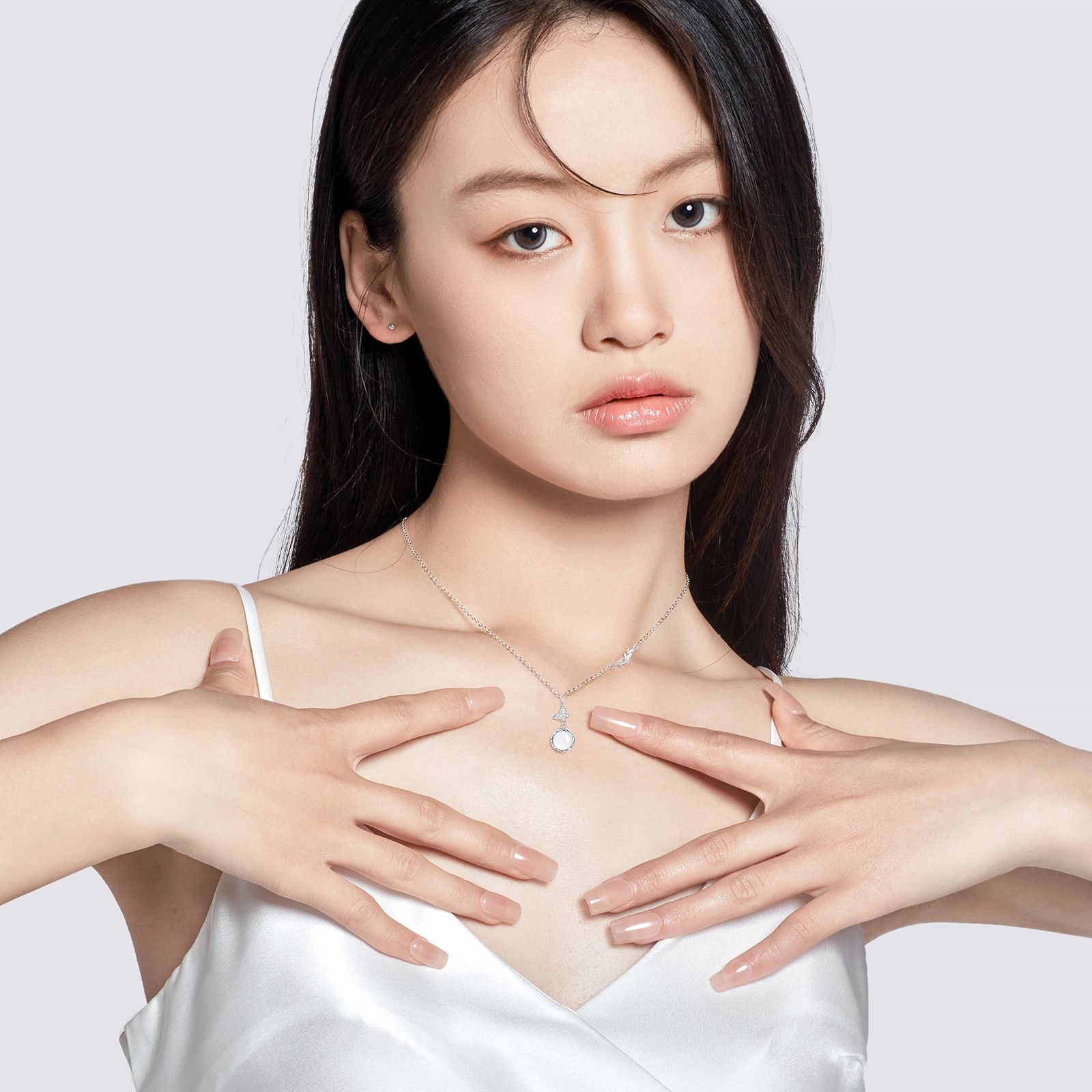 老银坊 足银蝴蝶玉石吊坠 轻奢小众精致款锁骨链 优雅简约通勤百搭颈链 高级感气质配饰#好运 玉髓 项链 女款