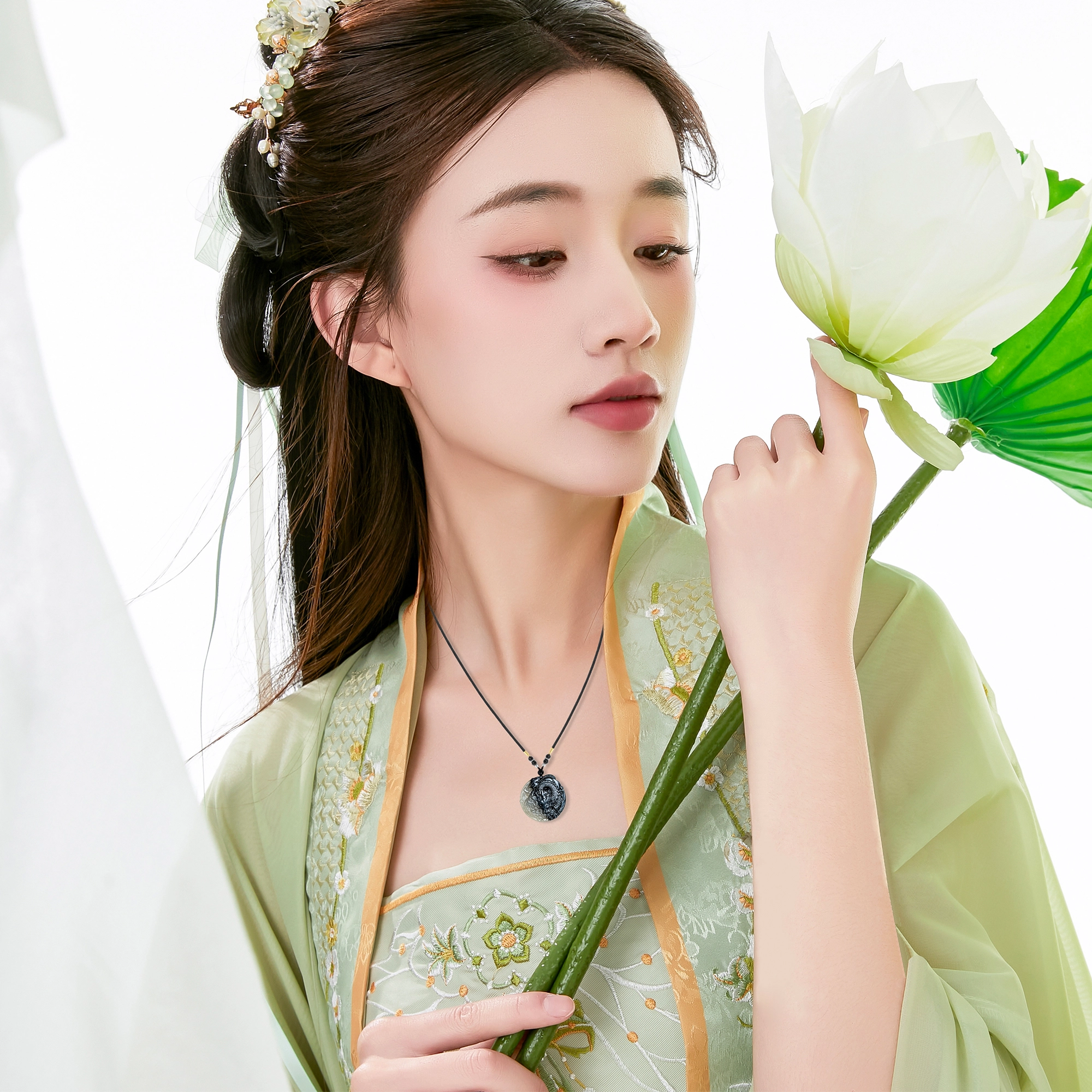 唐之饰 黑神话悟空神龙 招财纳福祥瑞盘龙吊坠 新中式国风吉祥转运复古国潮 高品质 岫玉（蛇纹石玉） 玉石项链 男女同款情侣款