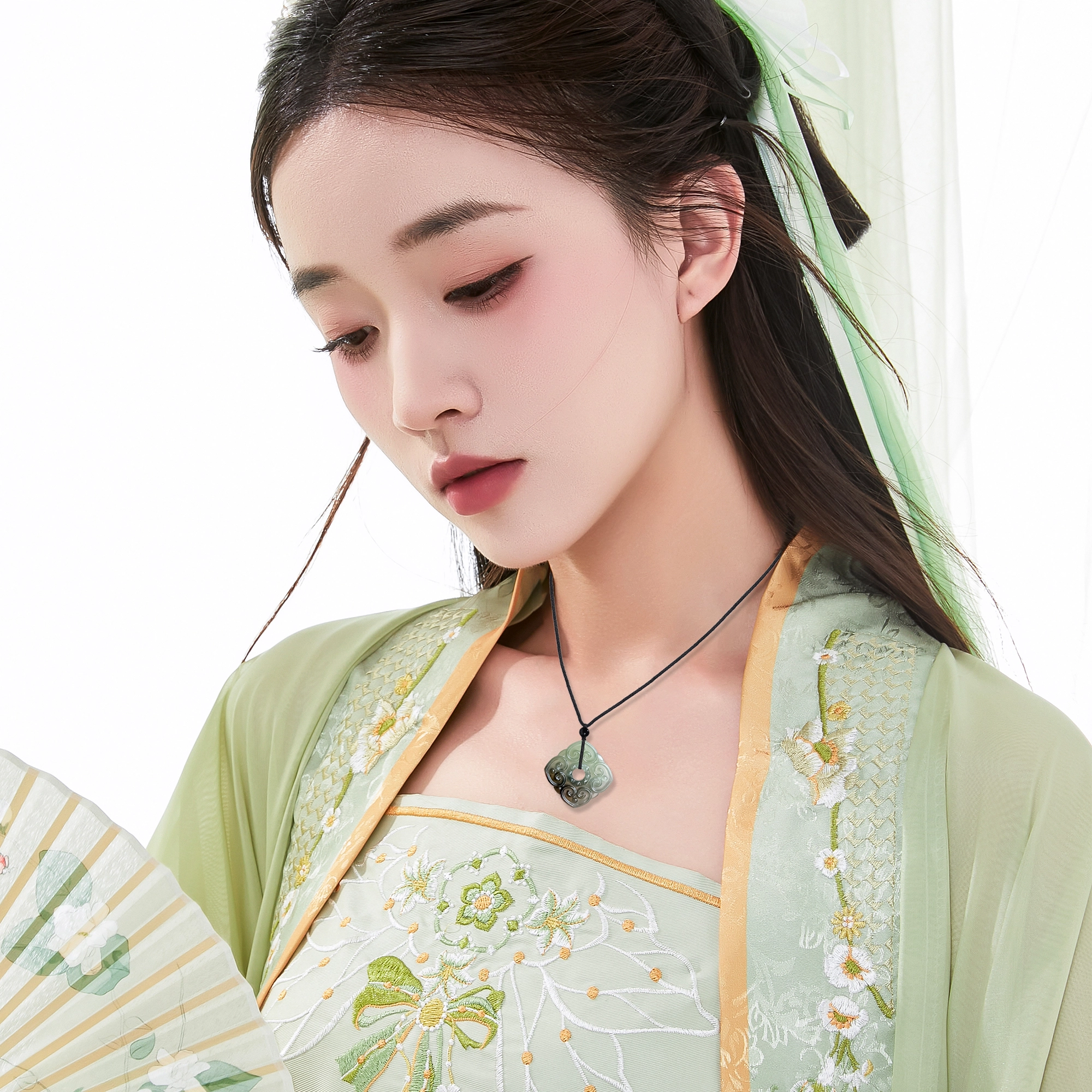 唐之饰 四方如意平安扣吊坠 新中式国风祥云招财转运四叶草复古国潮 高品质 原创经典 岫玉（蛇纹石玉） 玉石项链 通用