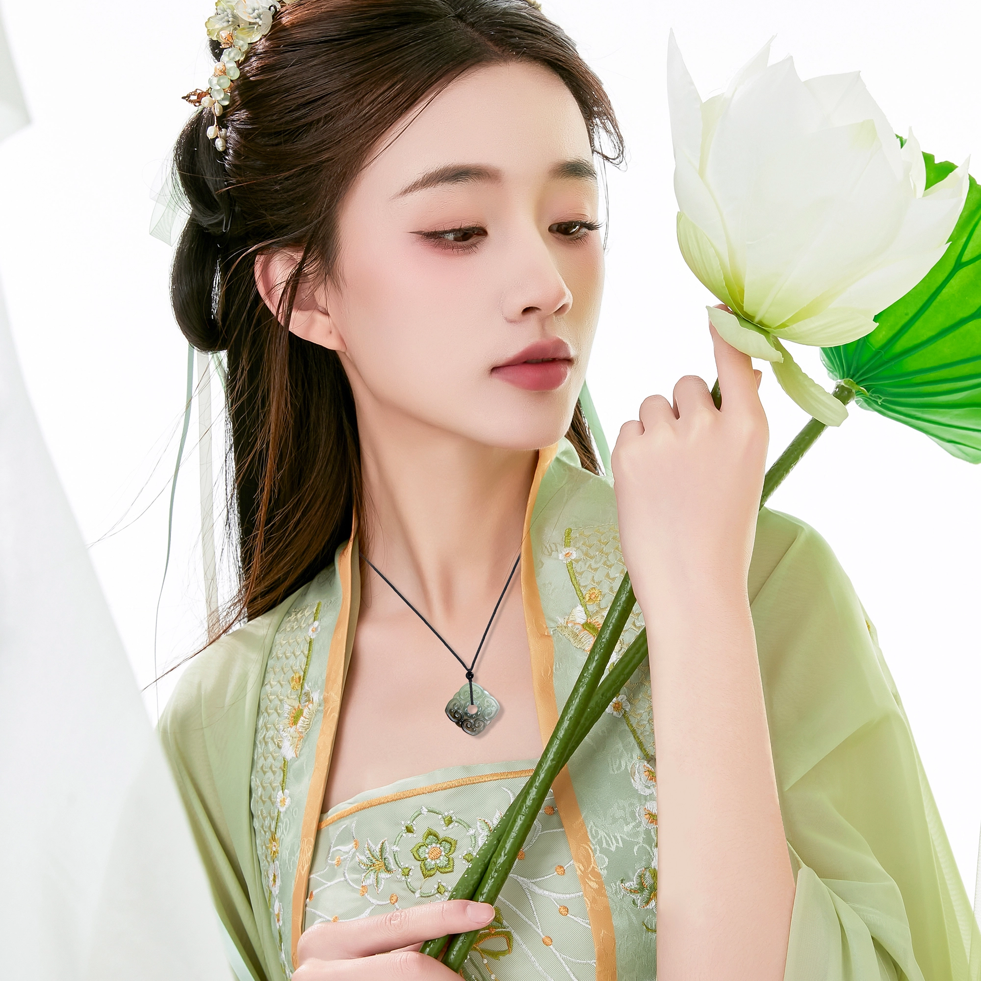 唐之饰 四方如意平安扣吊坠 新中式国风祥云招财转运四叶草复古国潮 高品质 原创经典 岫玉（蛇纹石玉） 玉石项链 通用