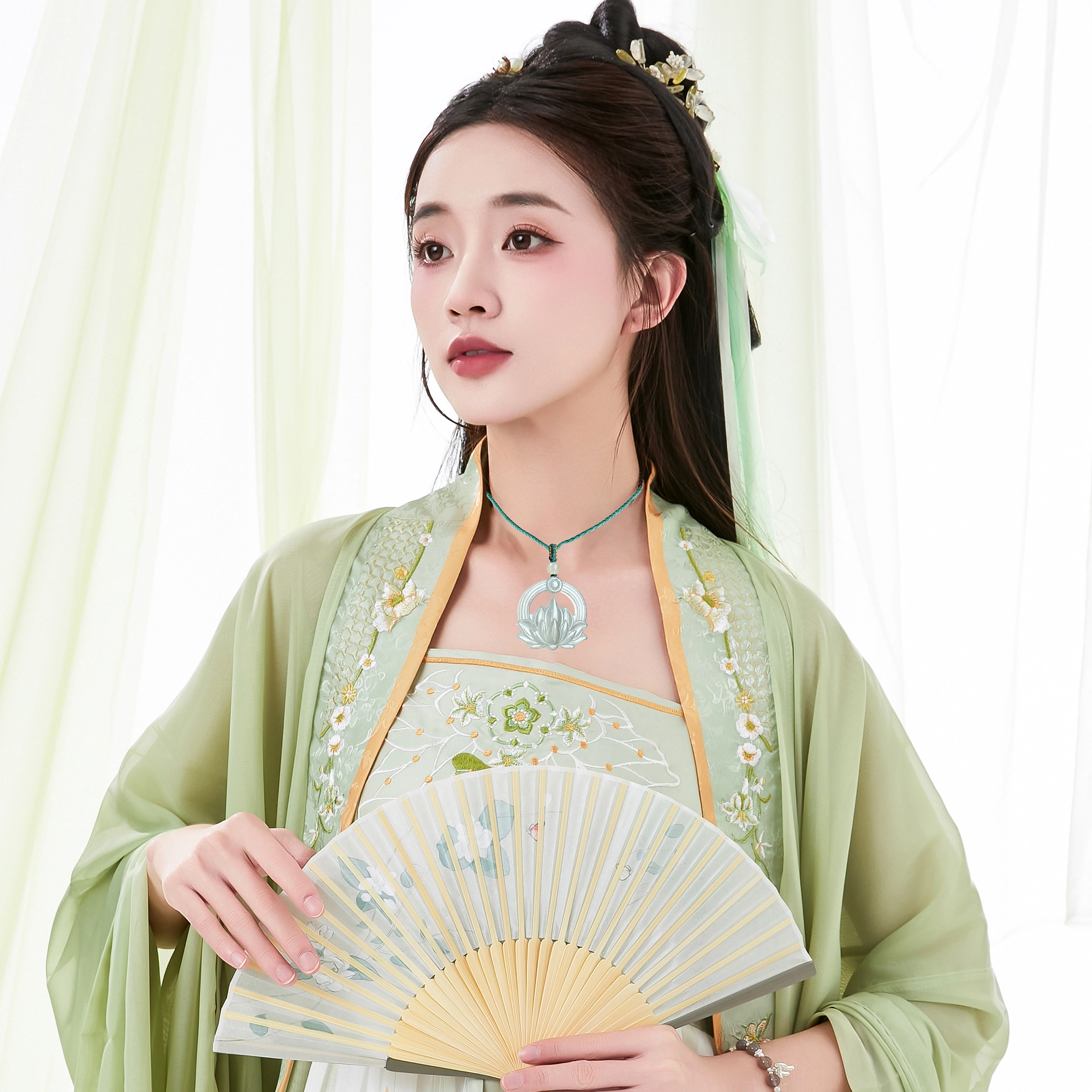 唐之饰 高品质光环莲花坐佛吊坠 好运莲莲 饰饰如意 新中式国风时尚优雅百搭#好运 岫玉（蛇纹石玉） 项链 女款