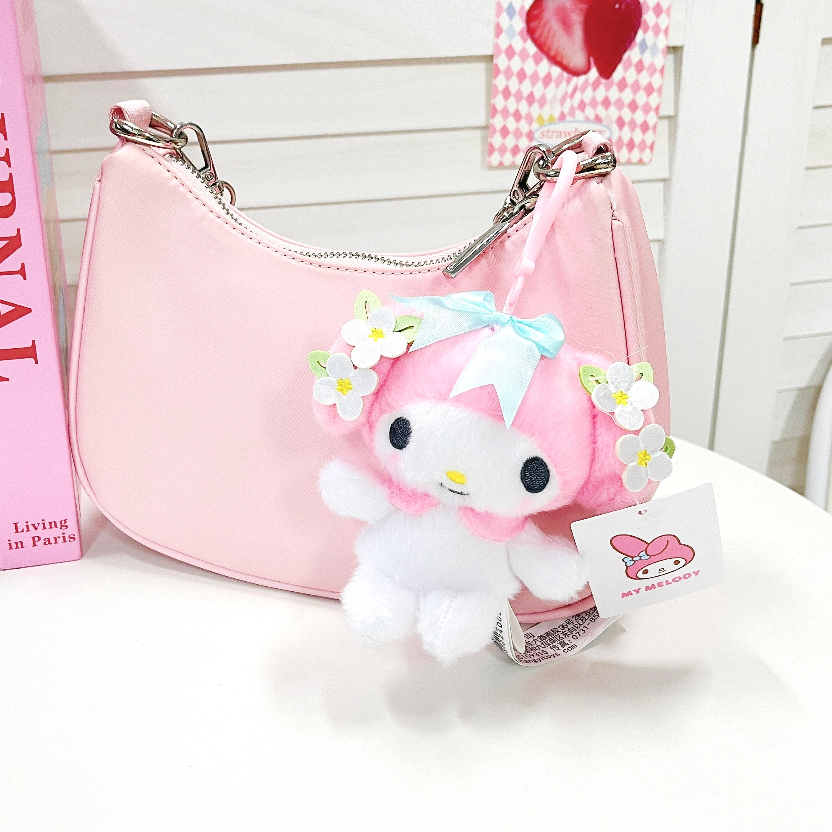 E-STRONG Sanrio