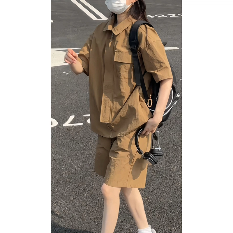 大白鲨 美式复古时尚潮流设计高级感青春流行休闲舒适百搭短袖衬衫 男女同款