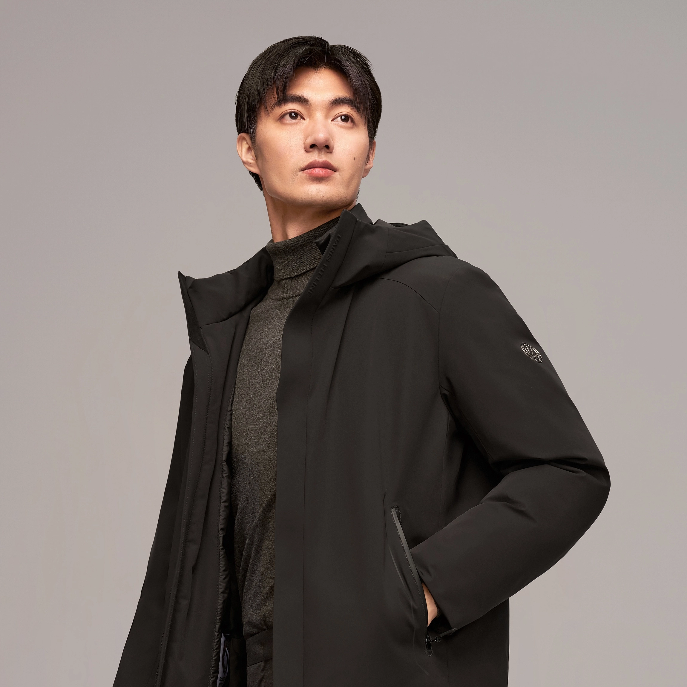 波司登 都市通勤系列 时尚提花连帽微弹羽绒服 男款