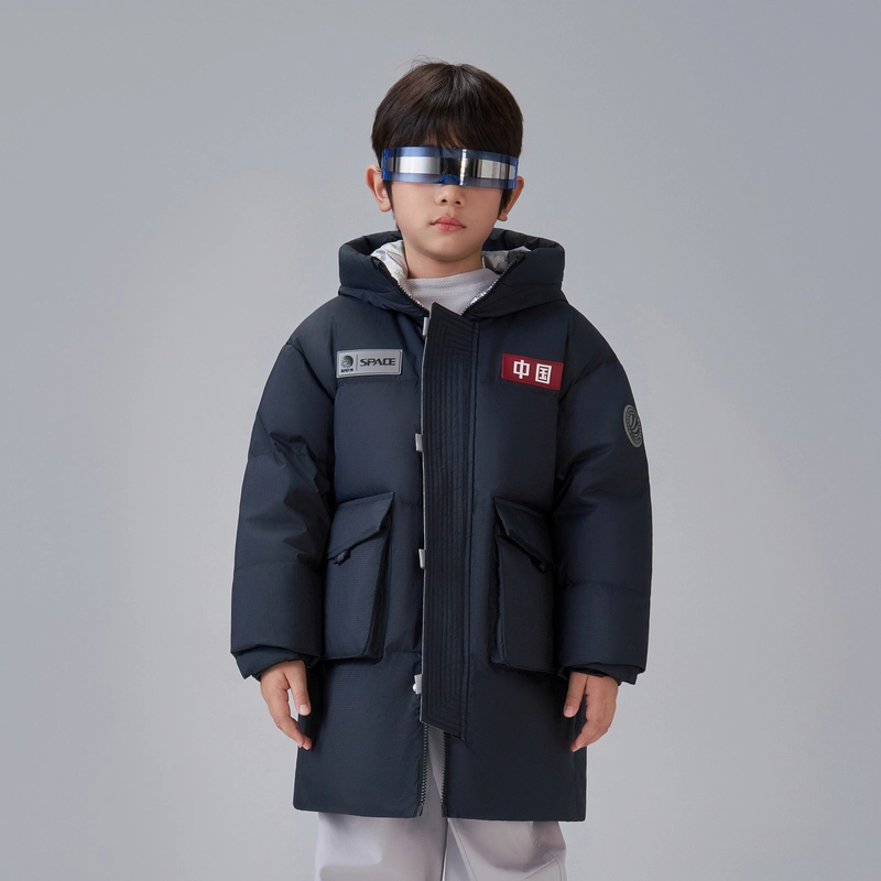 波司登 太空系列 简约舒适连帽拉链中长款长袖羽绒服 青少年