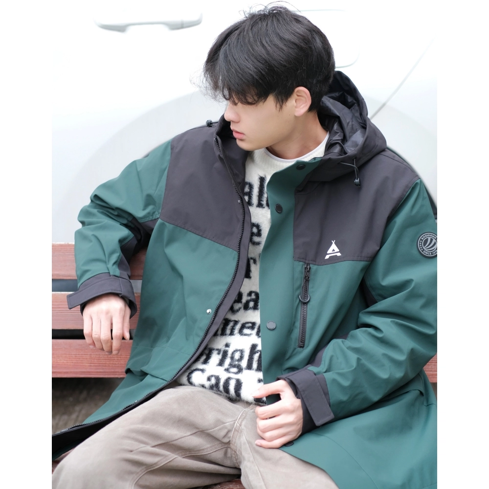 波司登 户外机能防风透气蓄热升温胸贴袋宽松双侧大口袋撞色抽绳连帽夹克外套 男女同款