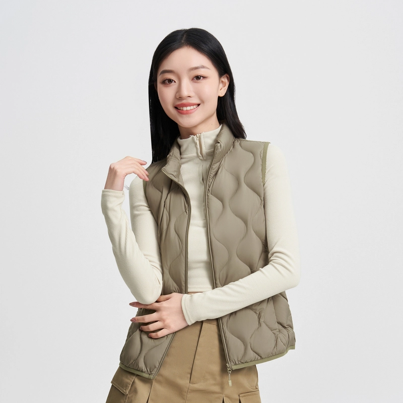 波司登 轻暖系列纯色立领拉链山系户外露营葫芦纹羽绒马甲 女款