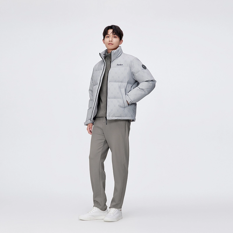 波司登 短款时尚休闲立领拼接保暖羽绒服 男款