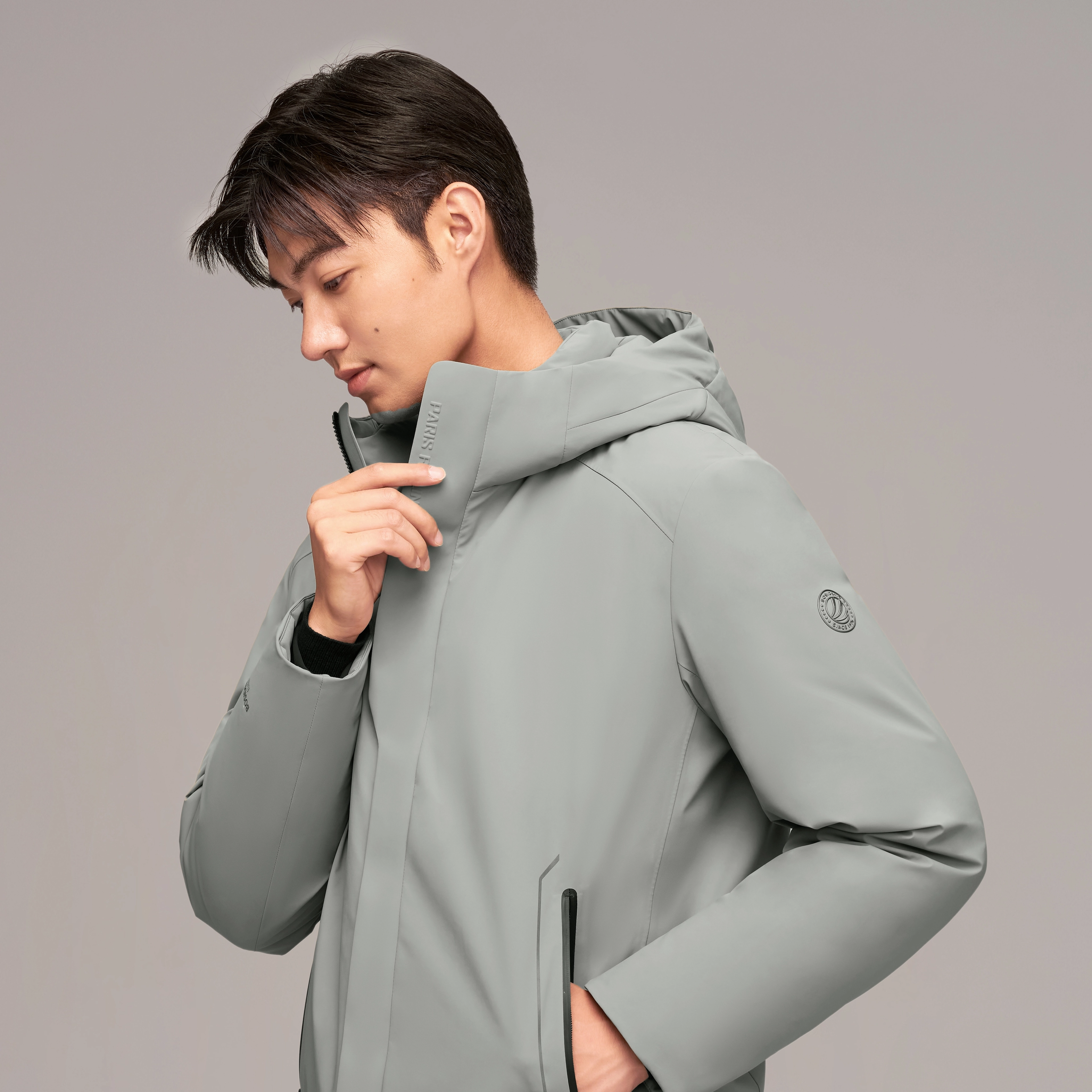 波司登 都市通勤系列 时尚提花连帽微弹羽绒服 男款
