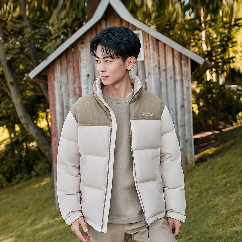 波司登 短款时尚休闲立领拼接保暖羽绒服 男款
