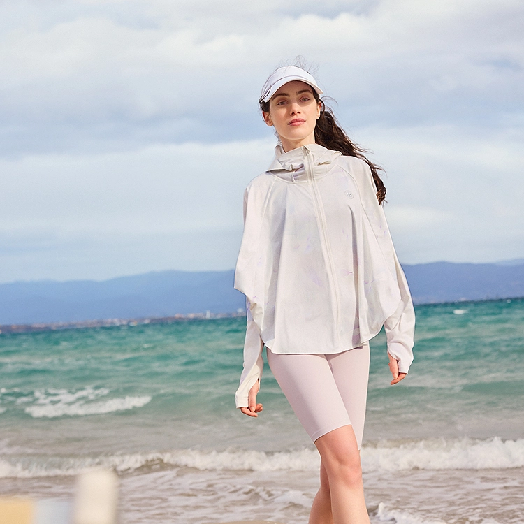 波司登 骄阳系列 夏季清爽轻盈凉感透气时尚斗篷 多色可选防晒服 女款