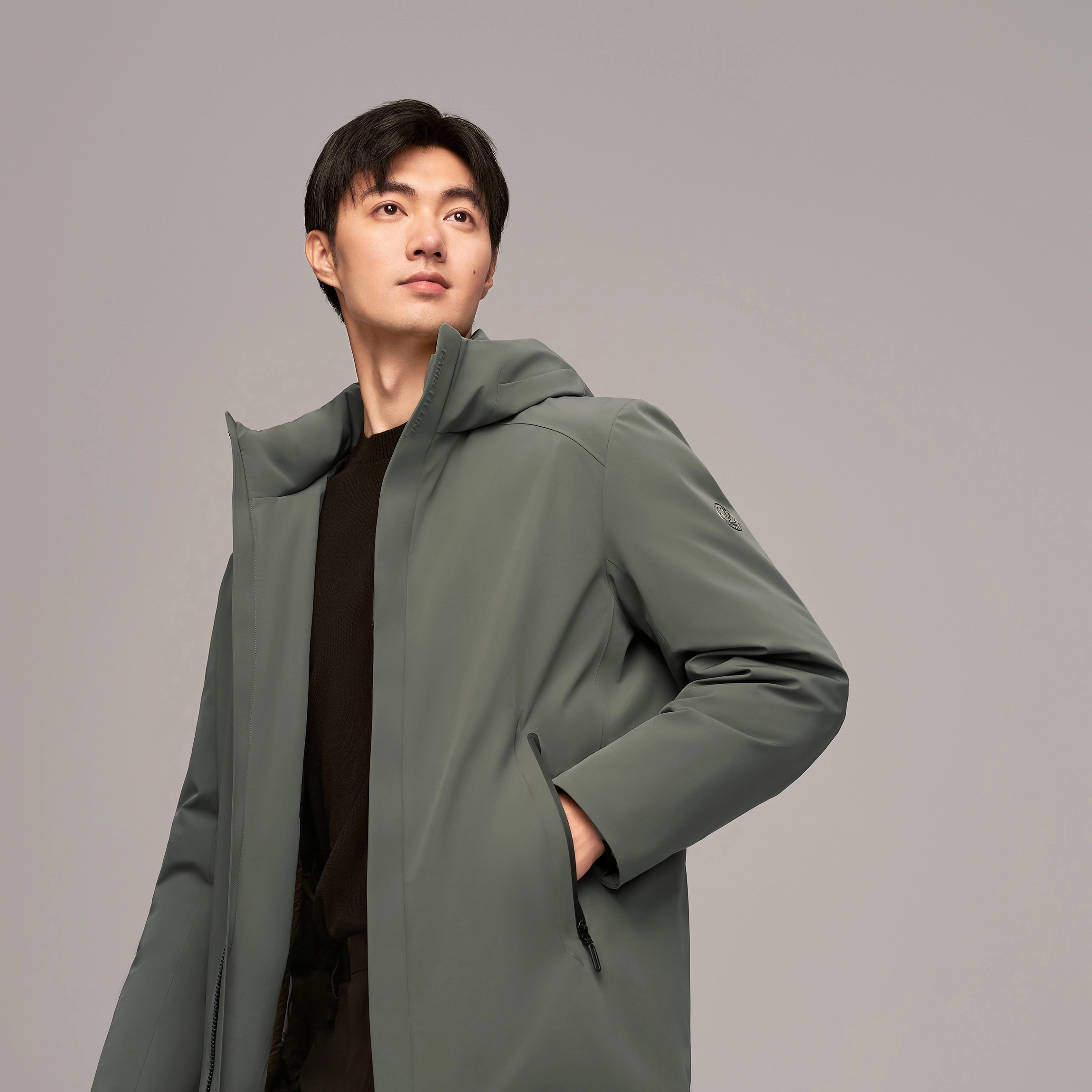 波司登 都市通勤系列 时尚提花连帽微弹羽绒服 男款