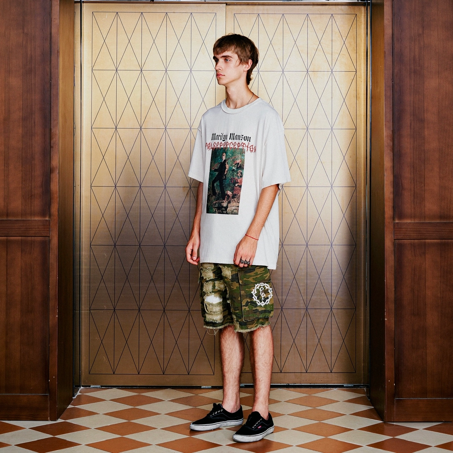 False Perception T