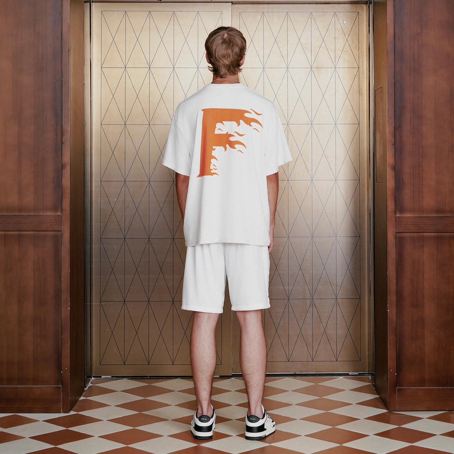 False Perception T