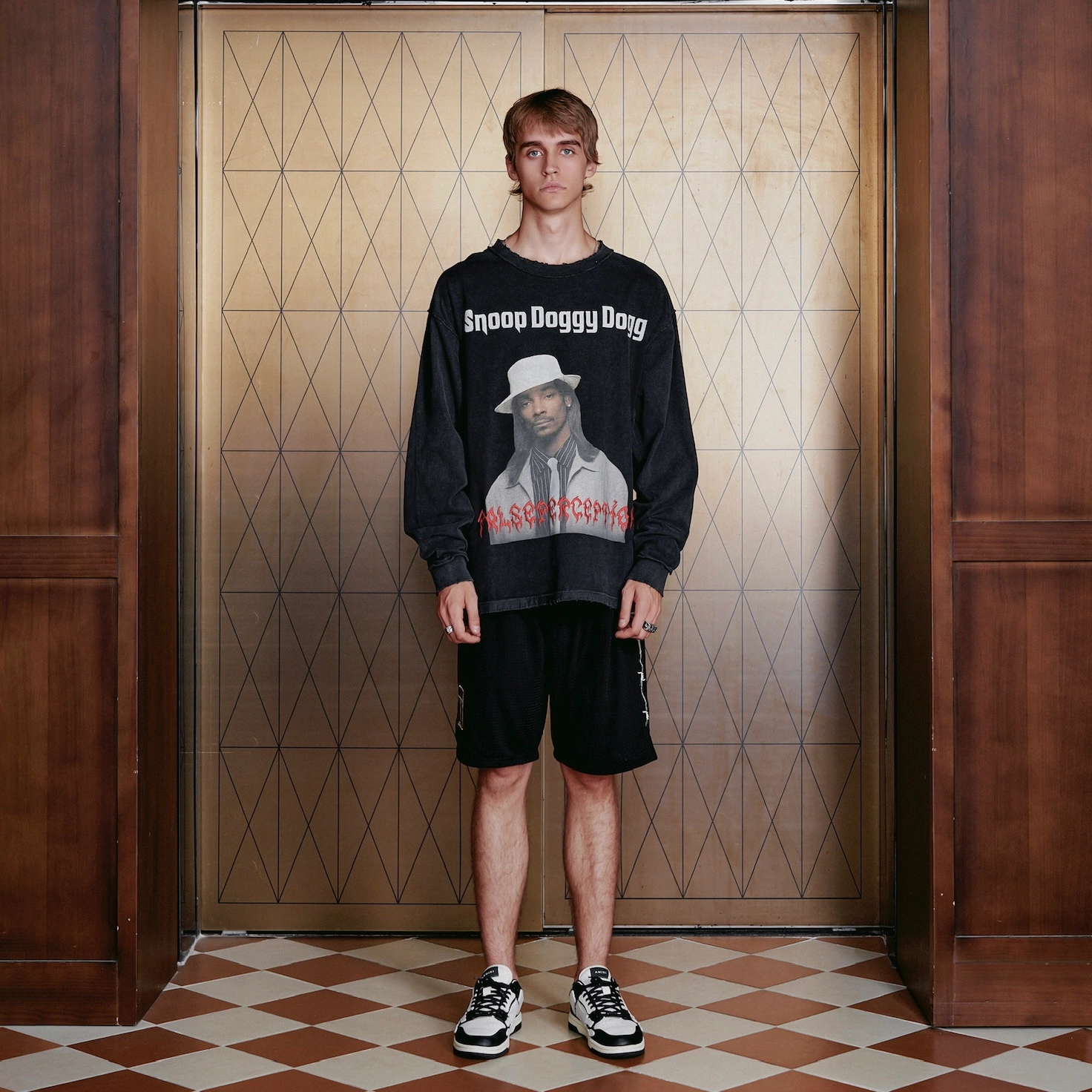 False Perception FW22 logoT