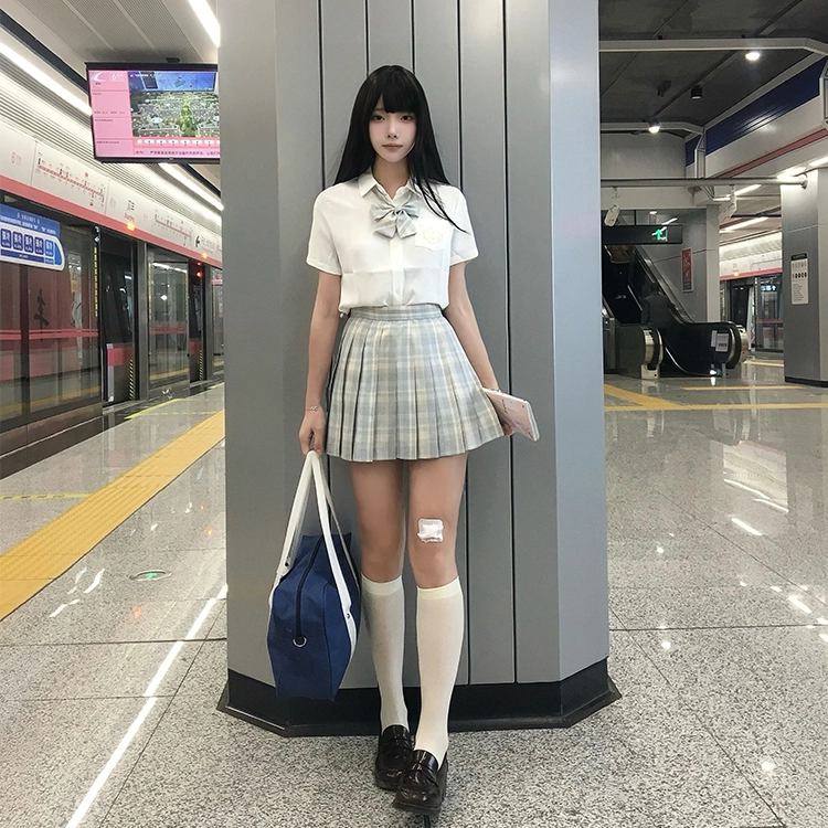 兔半眠 甜妹清凉短袖衬衫格裙子制服 女款 套装（短袖绣花衬衫+月见裙子）